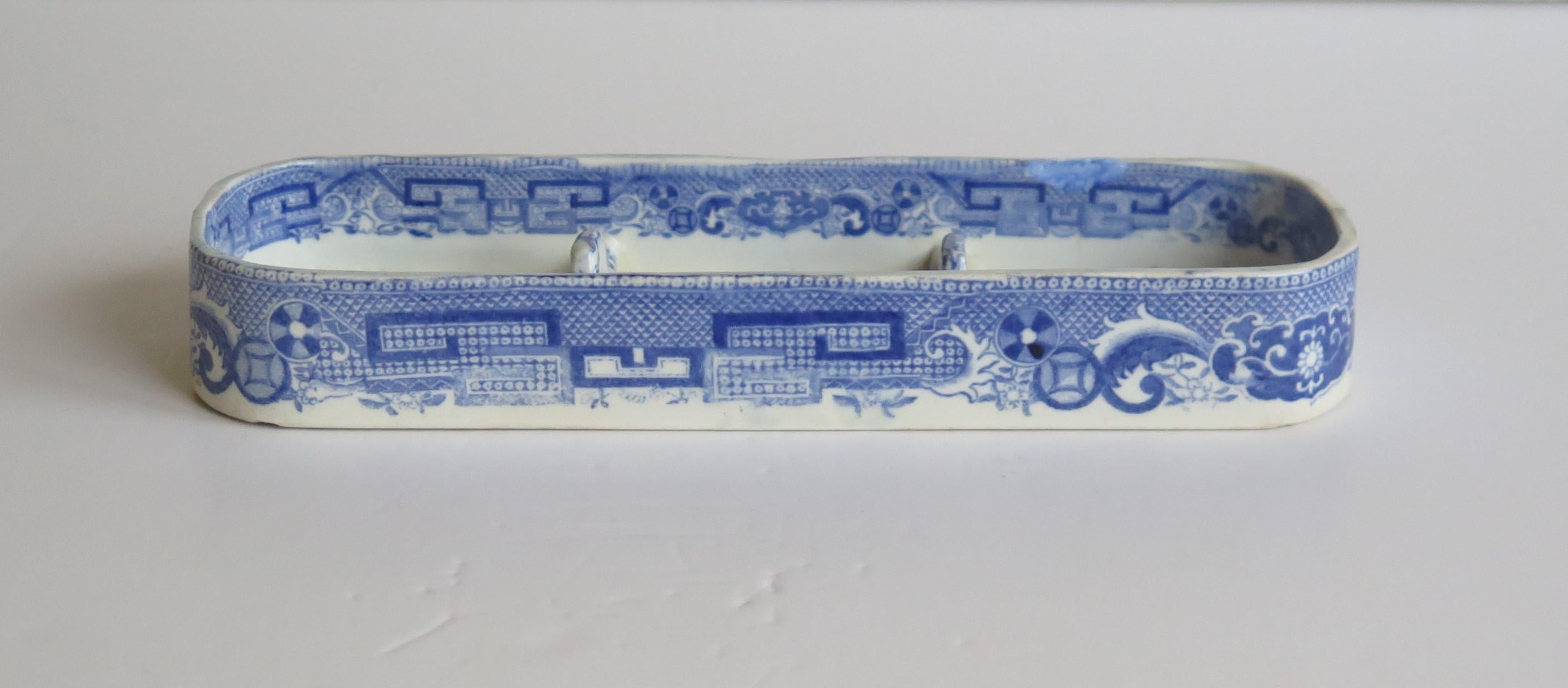 Rare Early Spode Pen Tray Pearlware Blue and White Willow Pattern, circa 1800 4