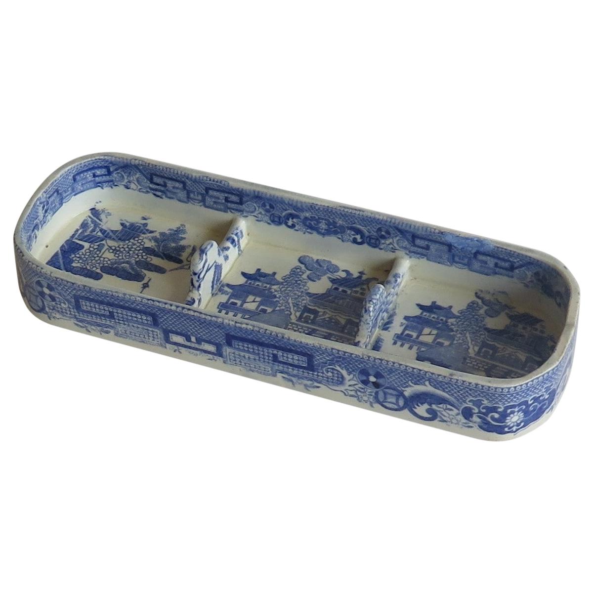 Rare Early Spode Pen Tray Pearlware Blue and White Willow Pattern, circa 1800