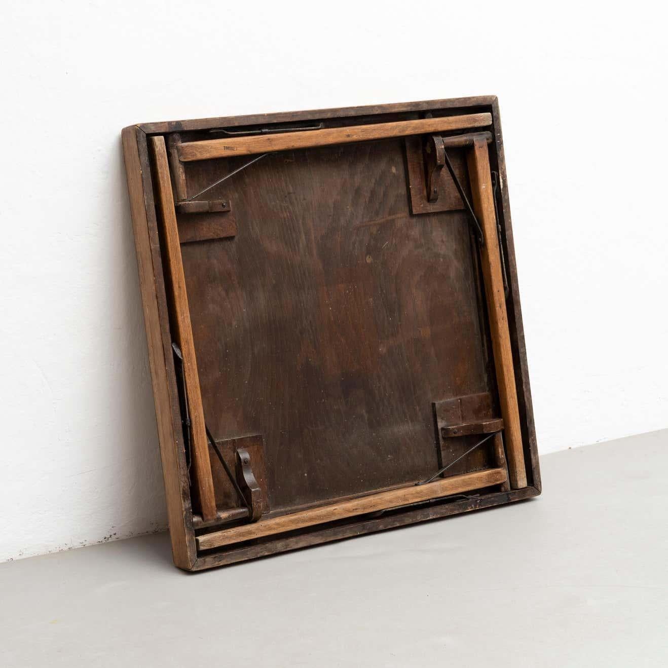 Bois Rare table à pieds pliants en bois de Thonet, Model No No 11, circa 1930 en vente