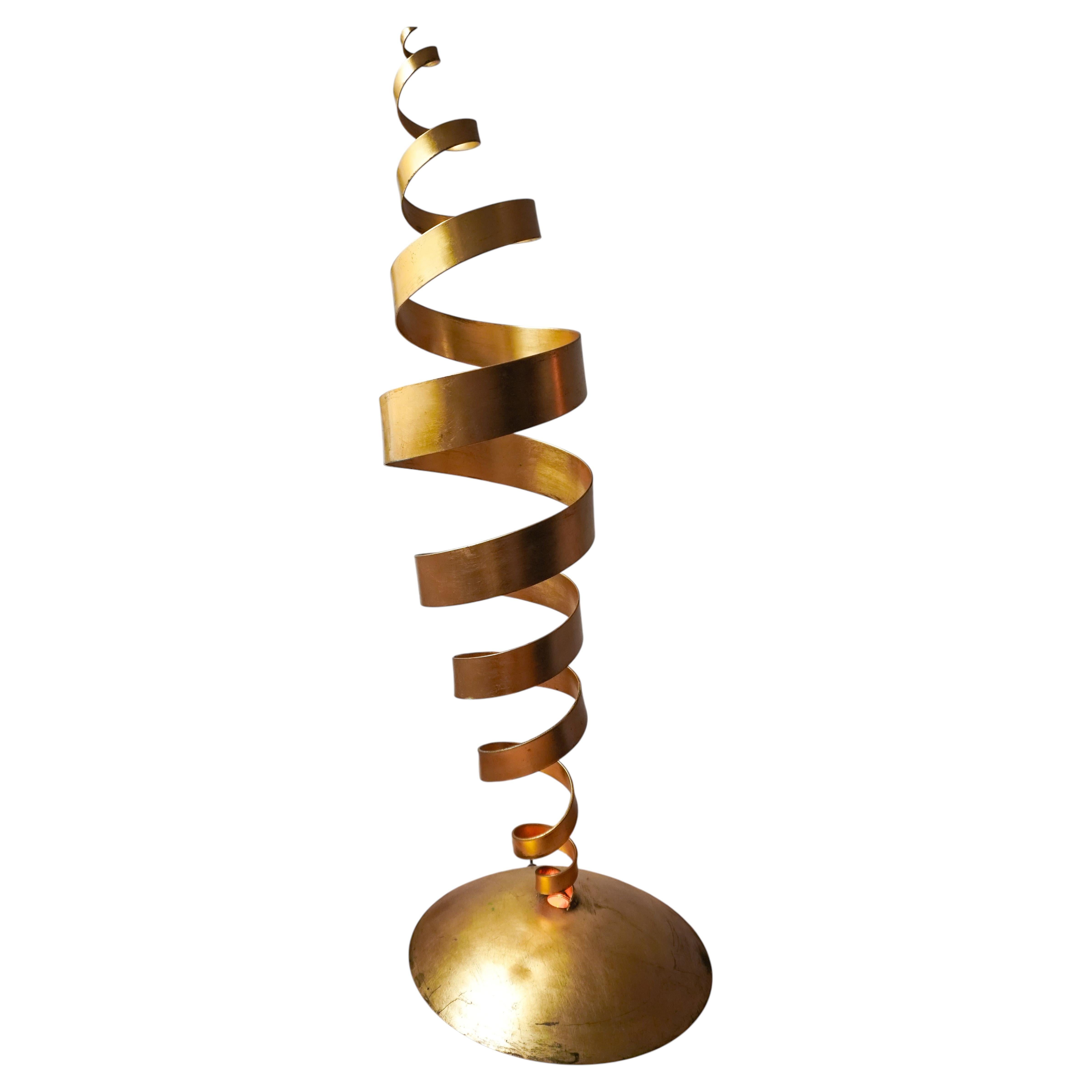 Lámpara de pie «Spiral» dorada de Tom Dixon, de una de sus primeras colecciones, muy poco común, hacia 1989 en venta
