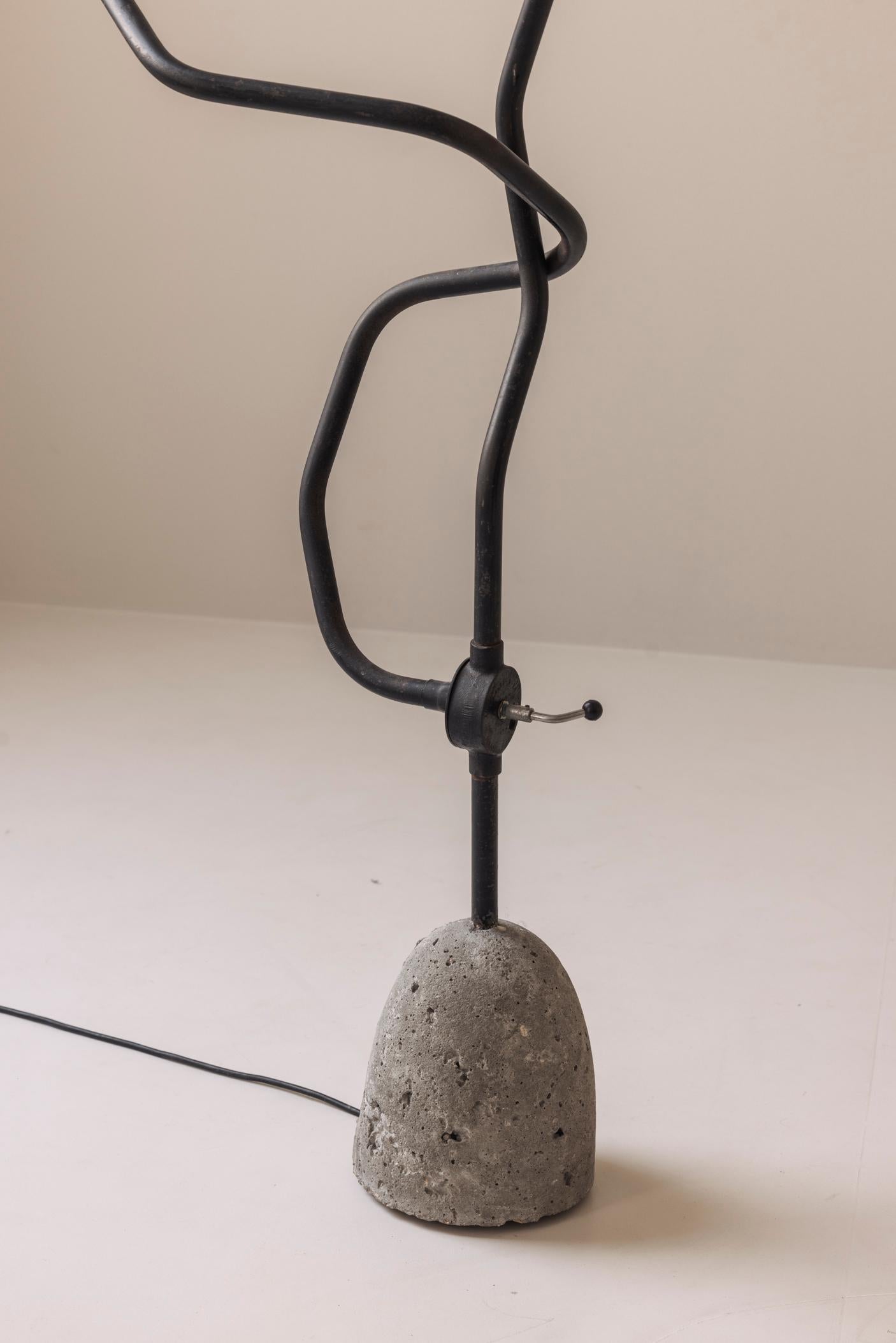Rare lampadaire 'Tree' de Ron Arad pour One Off Ltd, vers 1984. en vente 3