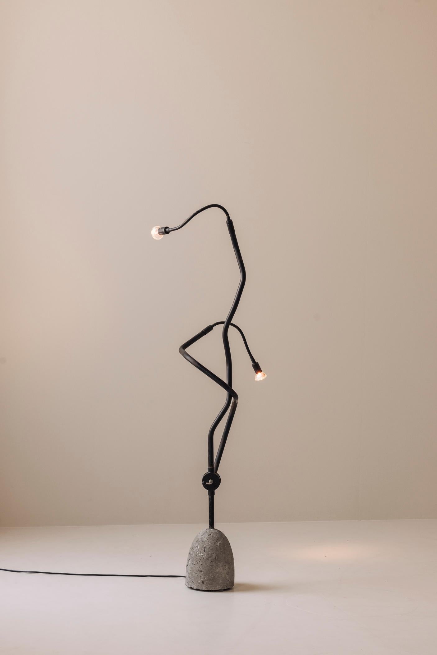 Rare lampadaire 'Tree' de Ron Arad pour One Off Ltd, vers 1984. en vente 8