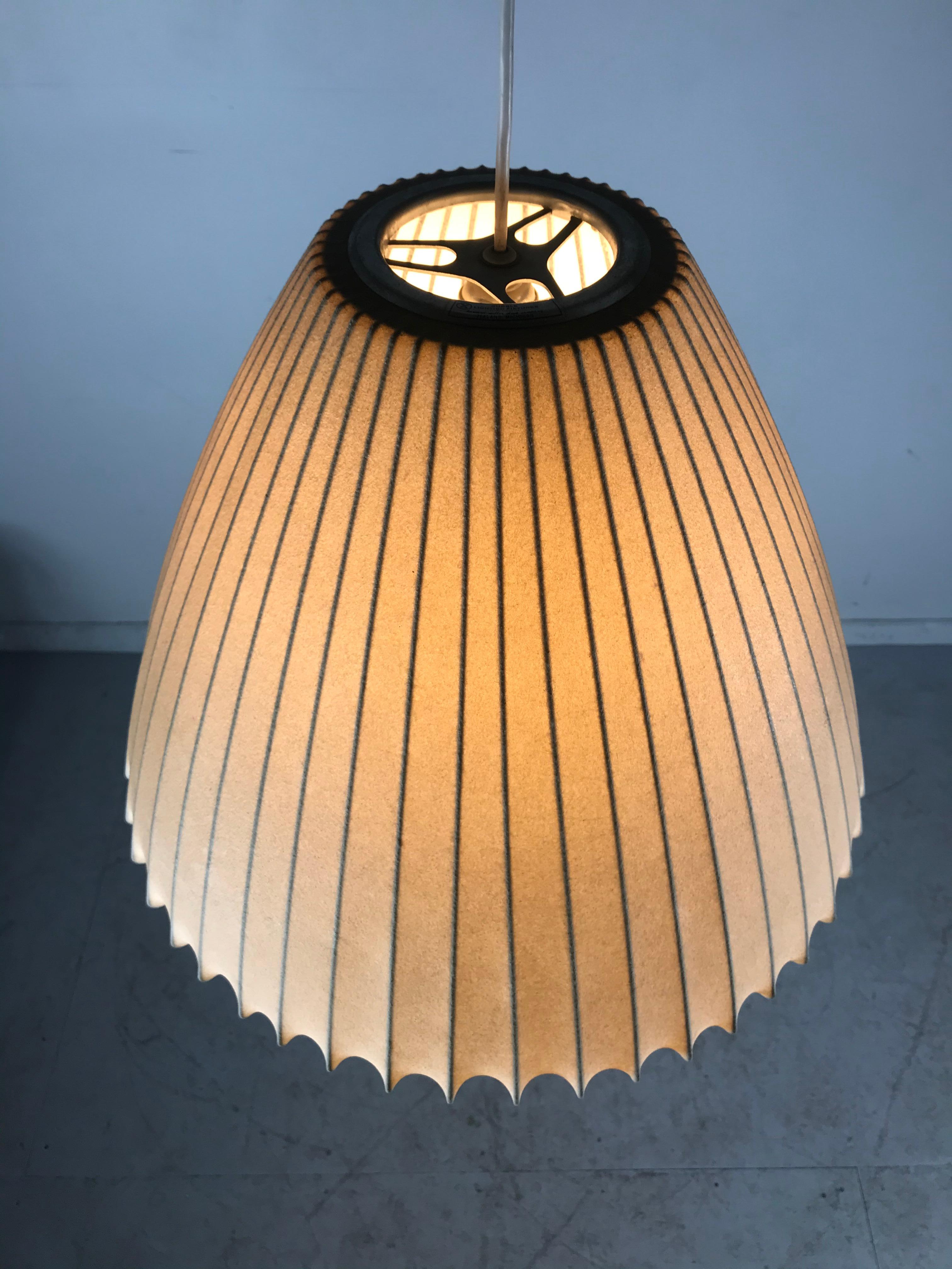 Mid-Century Modern Rare Early Vintage Production George Nelson Bubble Lamp 