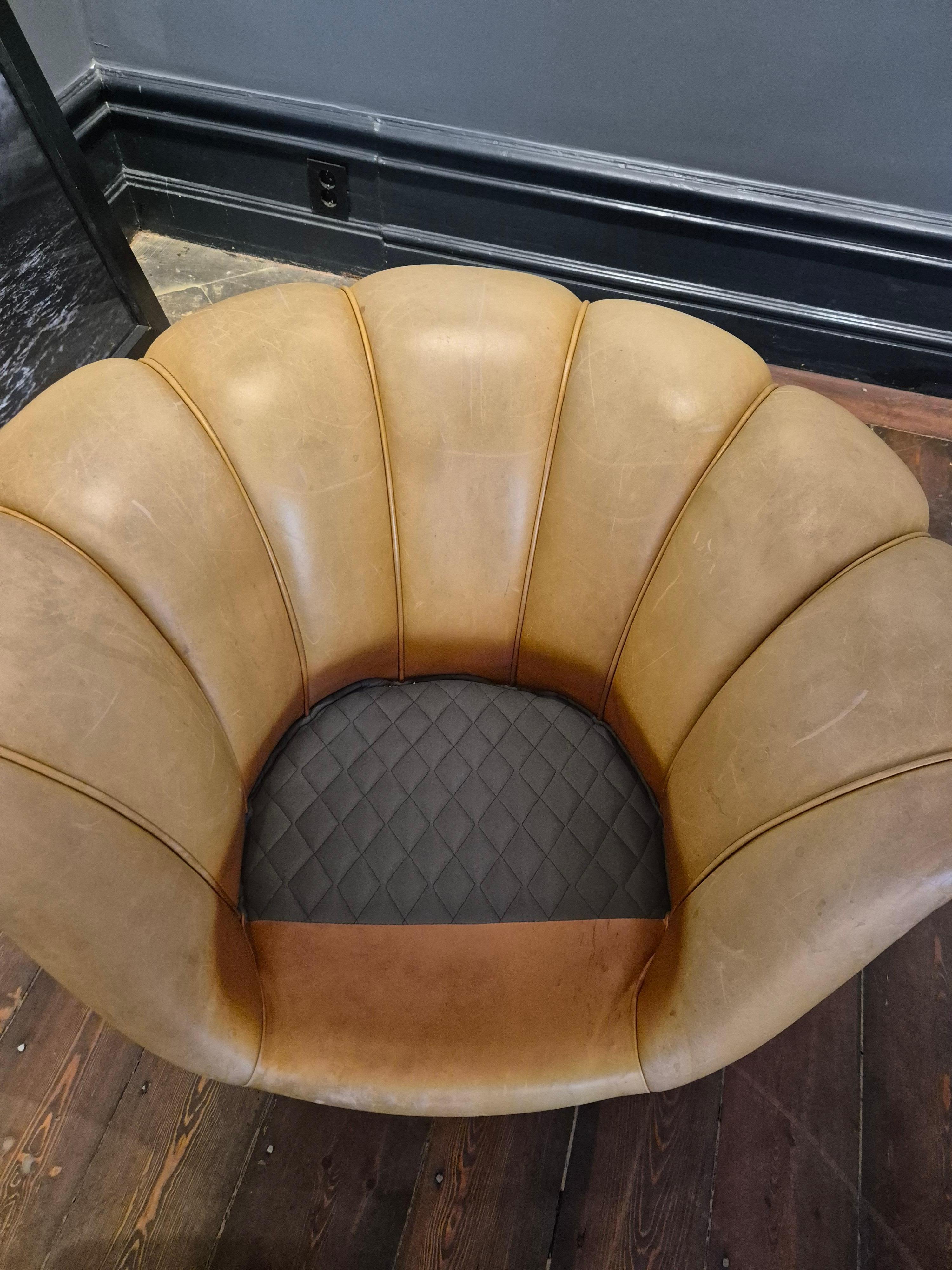 Mid-20th Century Rare easy chair model 