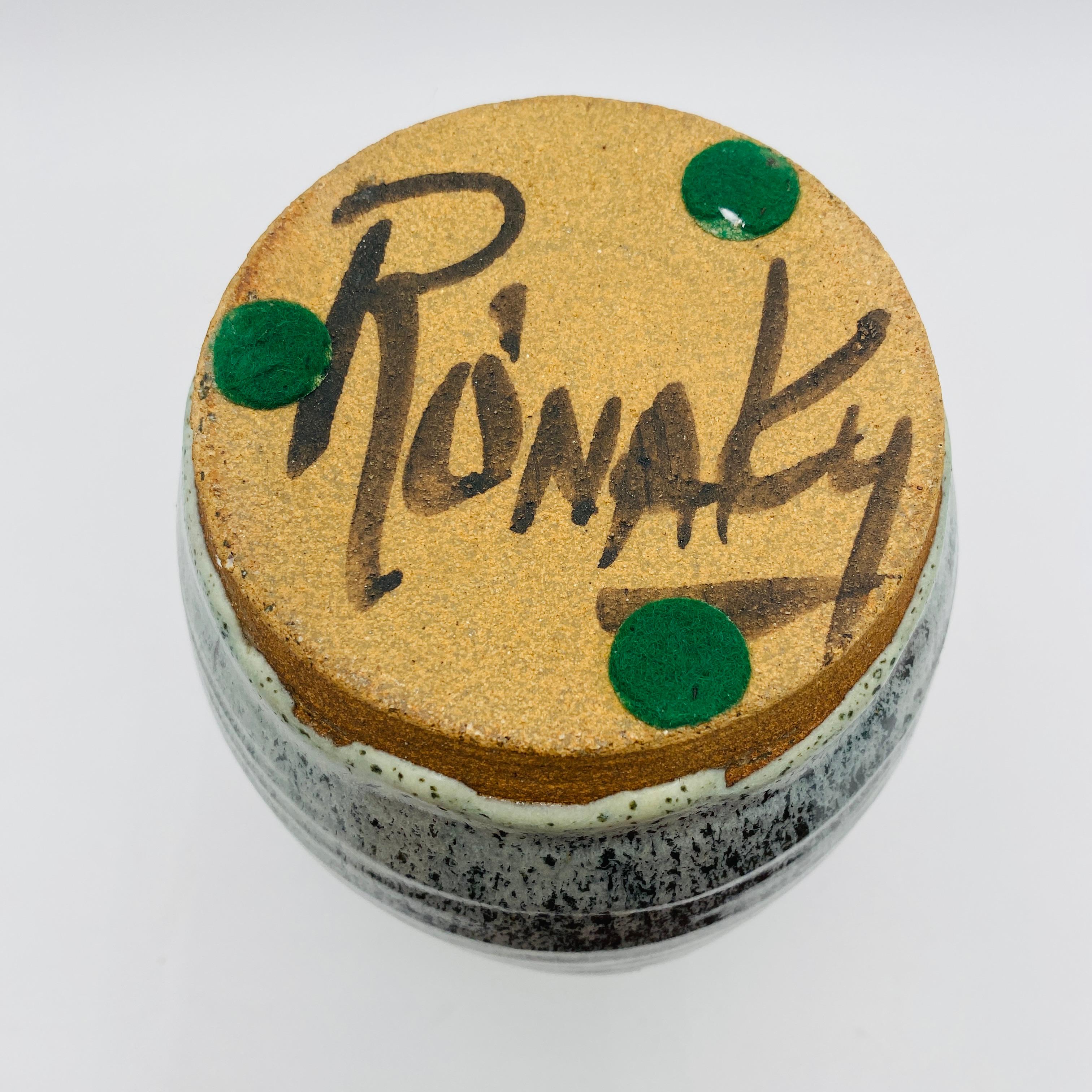 Raro vaso in ceramica artistica della California Pottery firmato da Edmund Ronaky in vendita 4