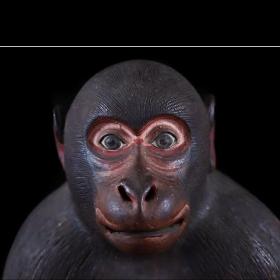 Rare Edo Period traditional Dojin-yaki finely Carved Monkey Figurine For Sale 13