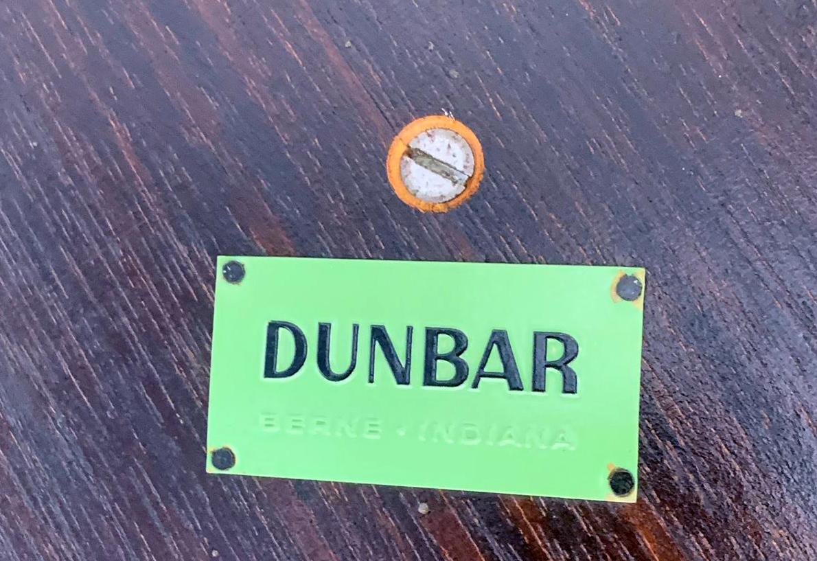Rare table basse ébénisée à plateau en liège Edward Wormley pour Dunbar en vente 1