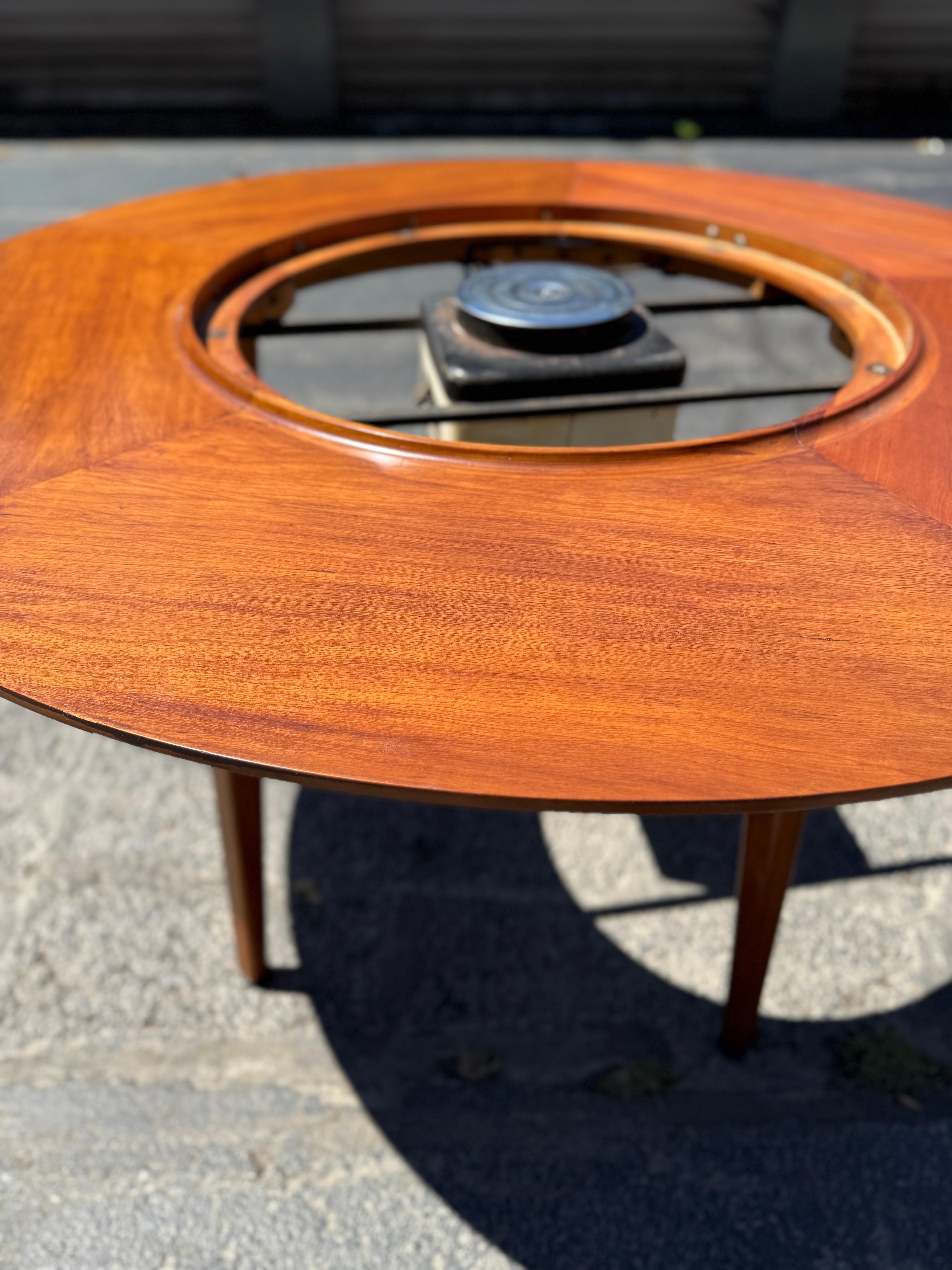 Raro Edward Wormley para Dunbar Lazy Susan Mesa de comedor de nogal MCM en venta 3