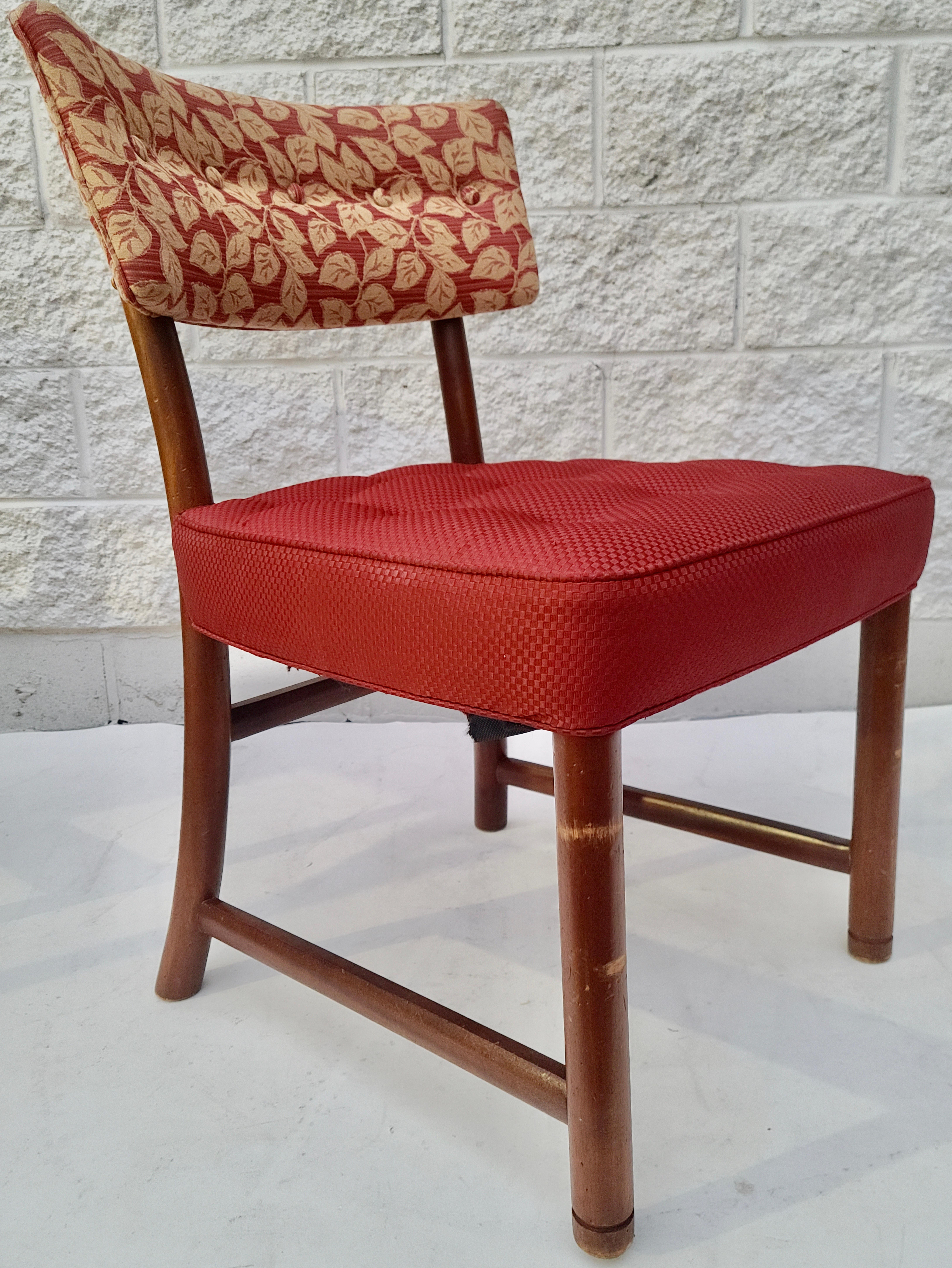 Rare Edward Wormley for Dunbar Saber Leg Dining Chair For Sale 2