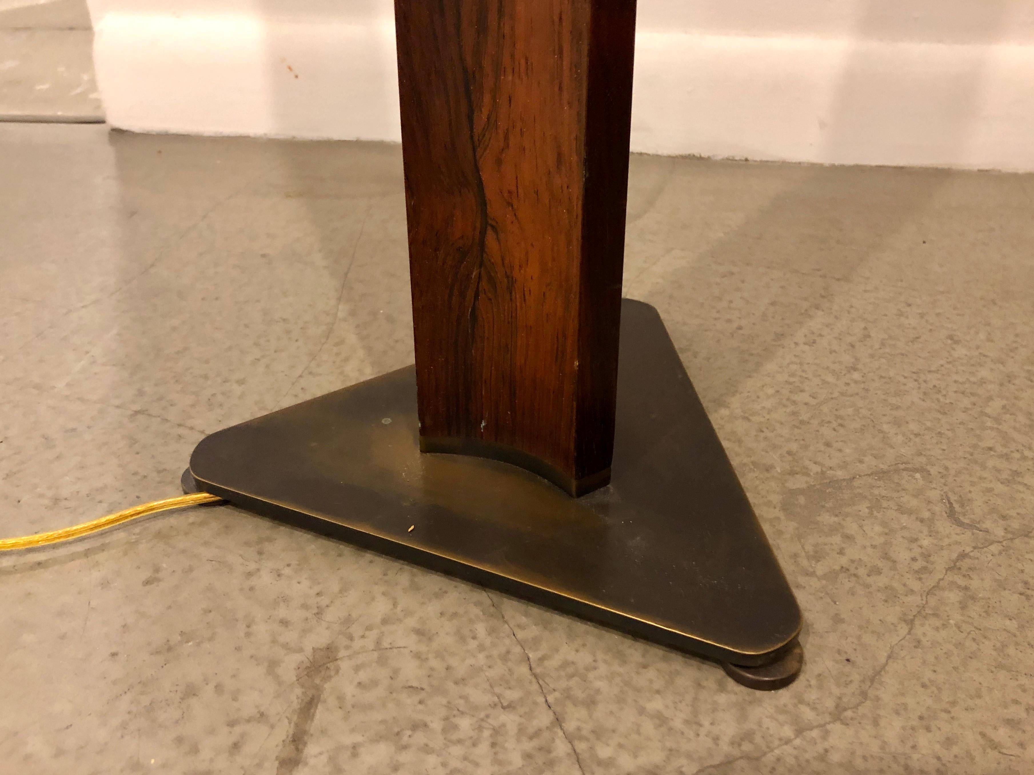 Rare Edward Wormley Rosewood and Brass Floor Lamp for Hansen In Good Condition In Brooklyn, NY