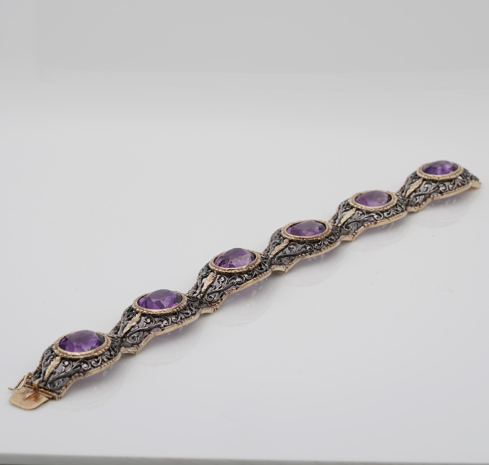 Rare Edwardian 30.0 Carat Natural Siberian Amethyst Masterpiece Bracelet For Sale 2