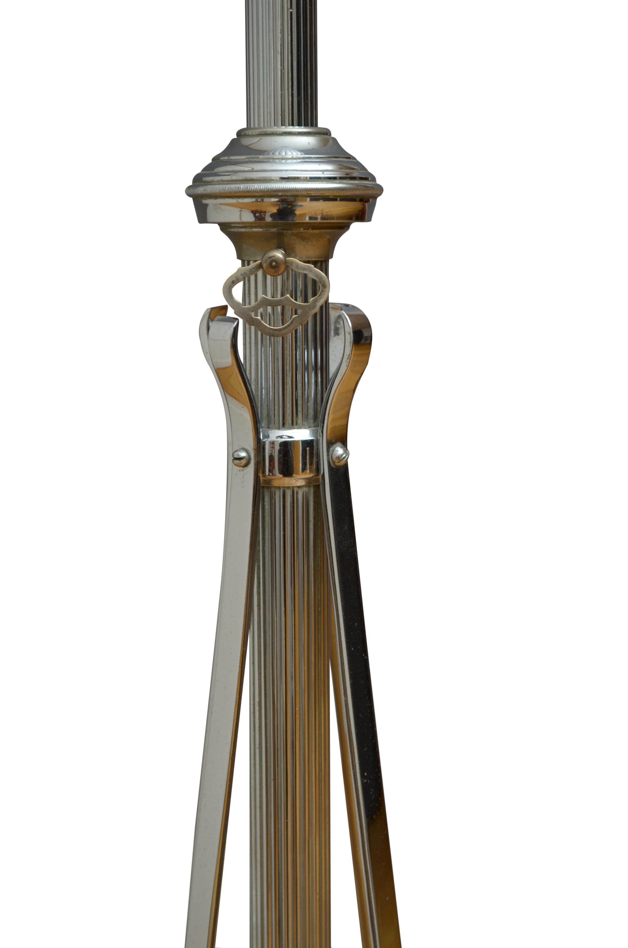 Rare lampadaire édouardien en chrome Bon état - En vente à Whaley Bridge, GB