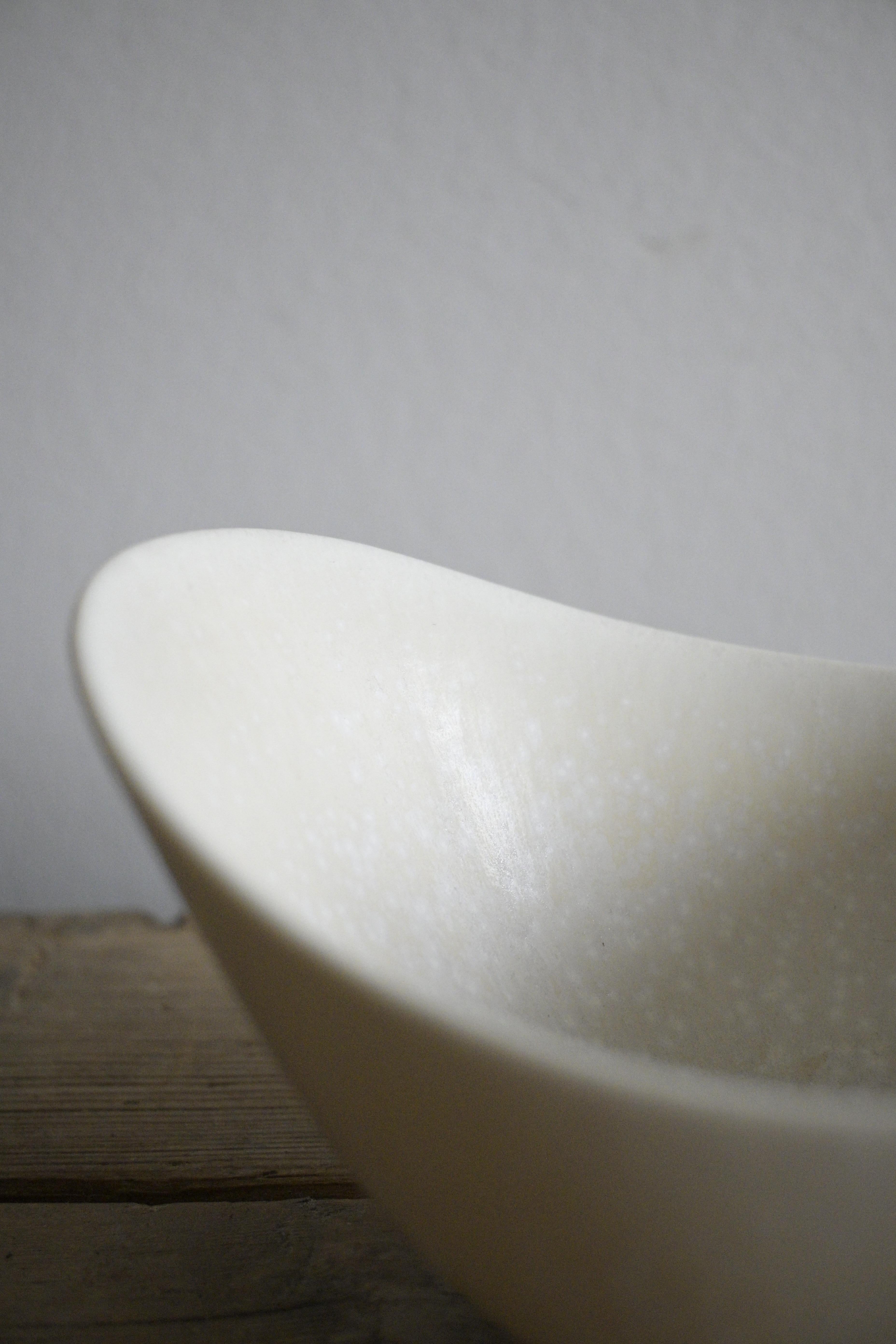 Swedish Rare Egg-shell Mimosa White Bowl by Gunnar Nylund for Rörstrand, Sweden, 1950s