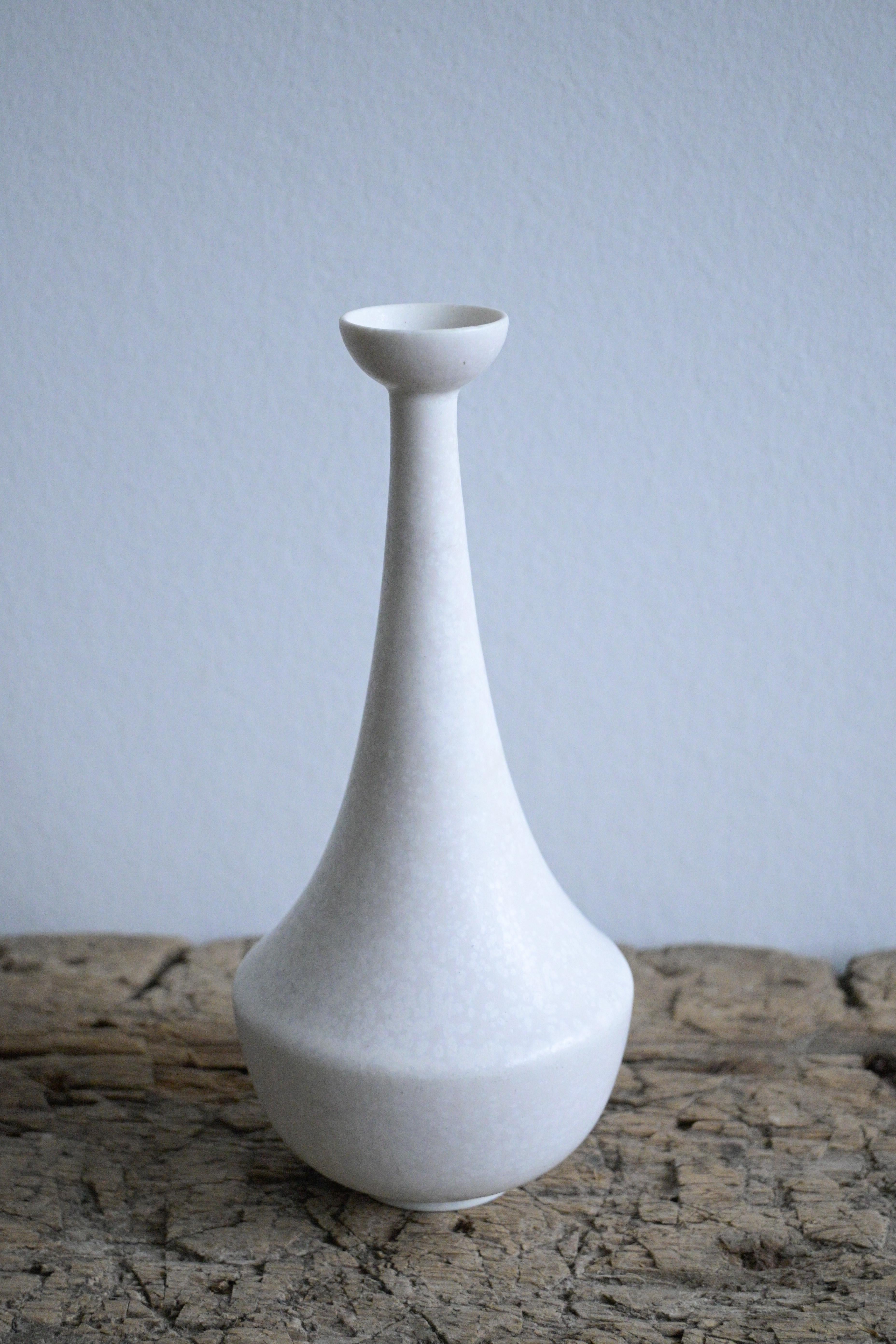Scandinavian Modern Rare Egg-shell Mimosa White Vase by Gunnar Nylund for Rörstrand, Sweden, 1950s For Sale