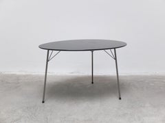Rare 'Egg' Table by Arne Jacobsen for Fritz Hansen, 1952