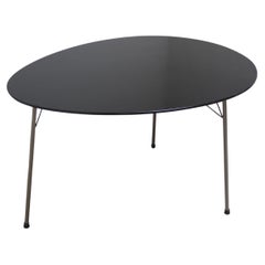 Rare 'Egg' Table by Arne Jacobsen for Fritz Hansen, 1952