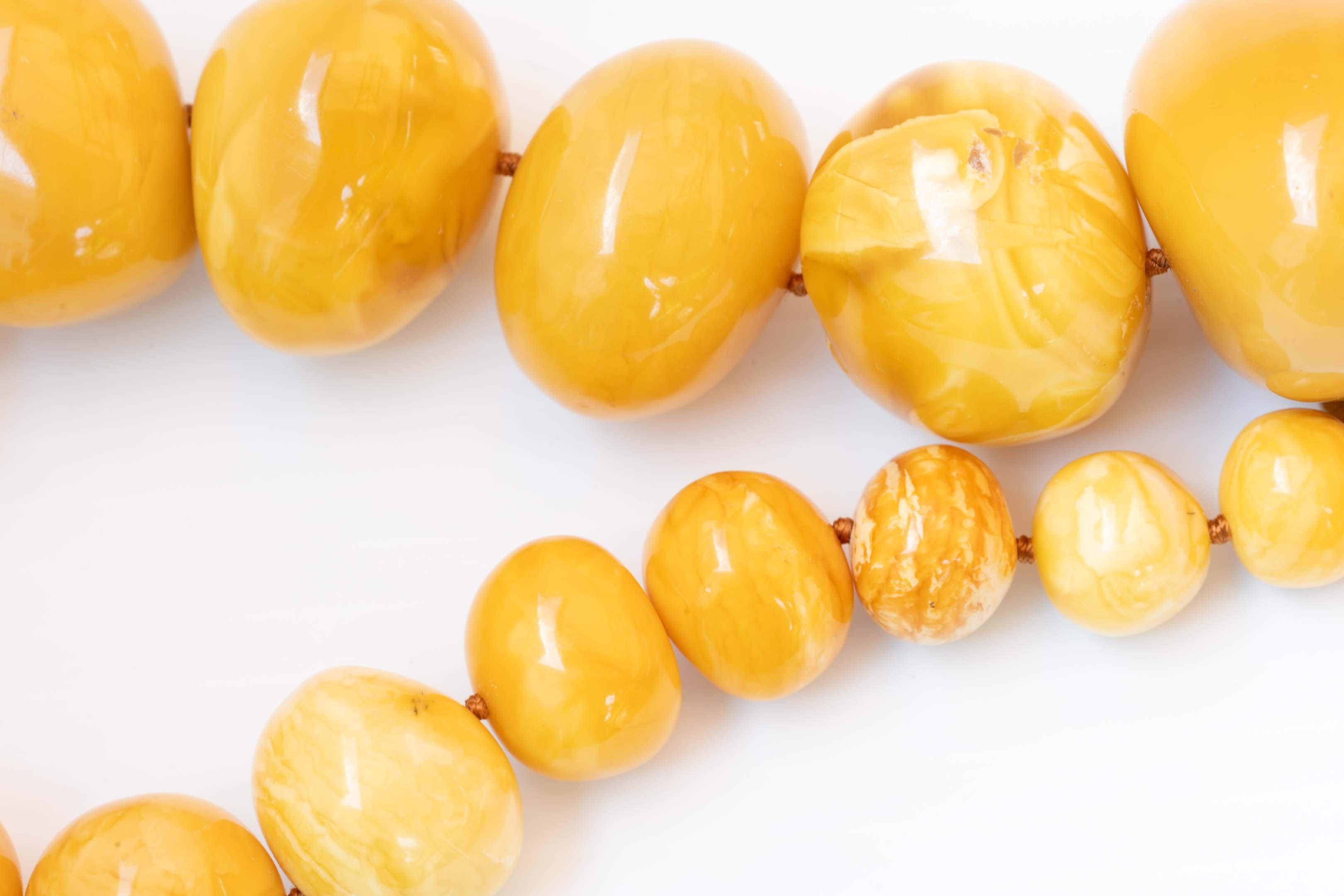 Rare Egg Yolk Baltic 237 gram with 14.5mm to 42mm beads Amber Necklace For Sale 2