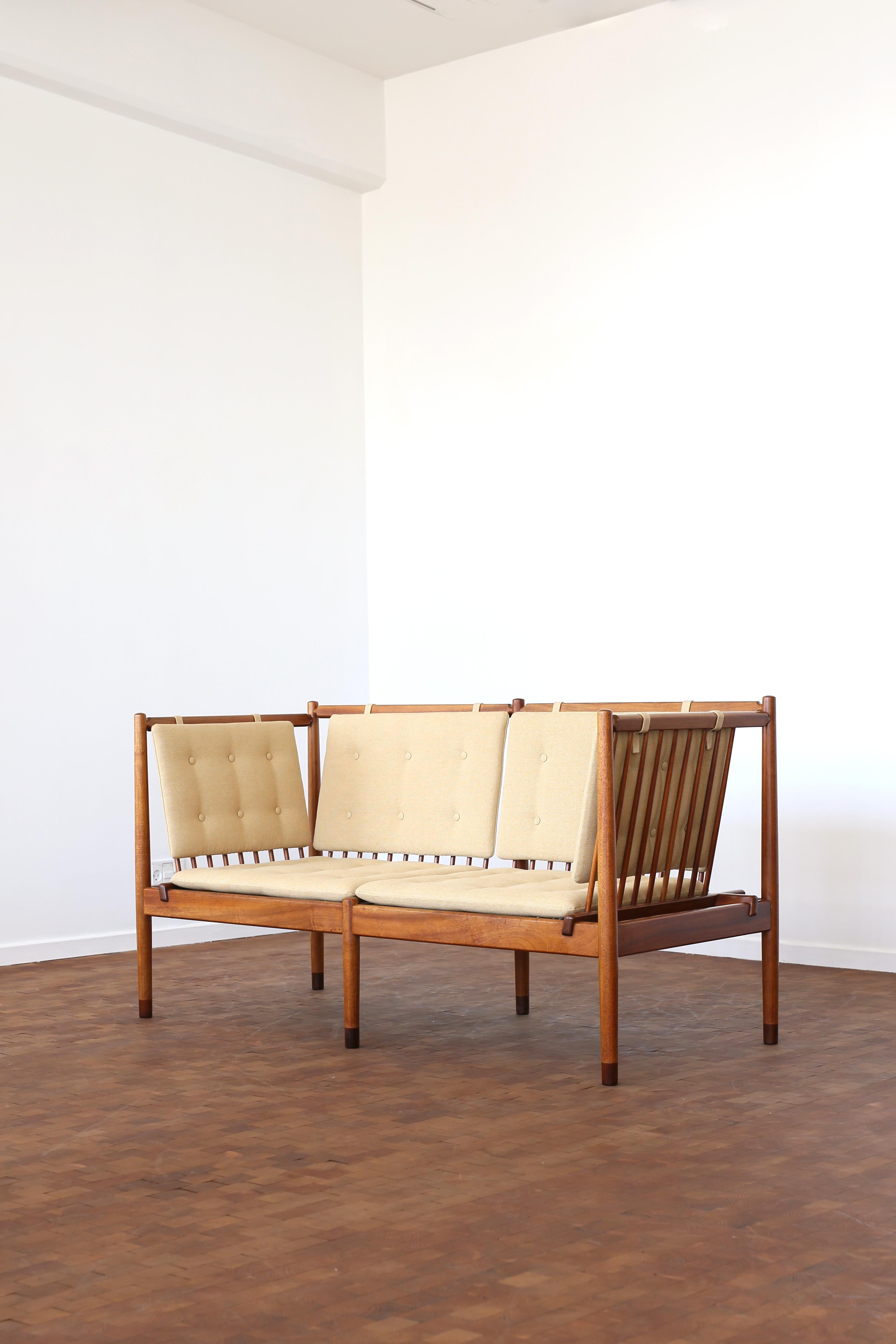 Scandinave moderne Rare canapé autoportant à dossier à rayons Ejner Larsen & Aksel Bender Madsen, 1947 en vente