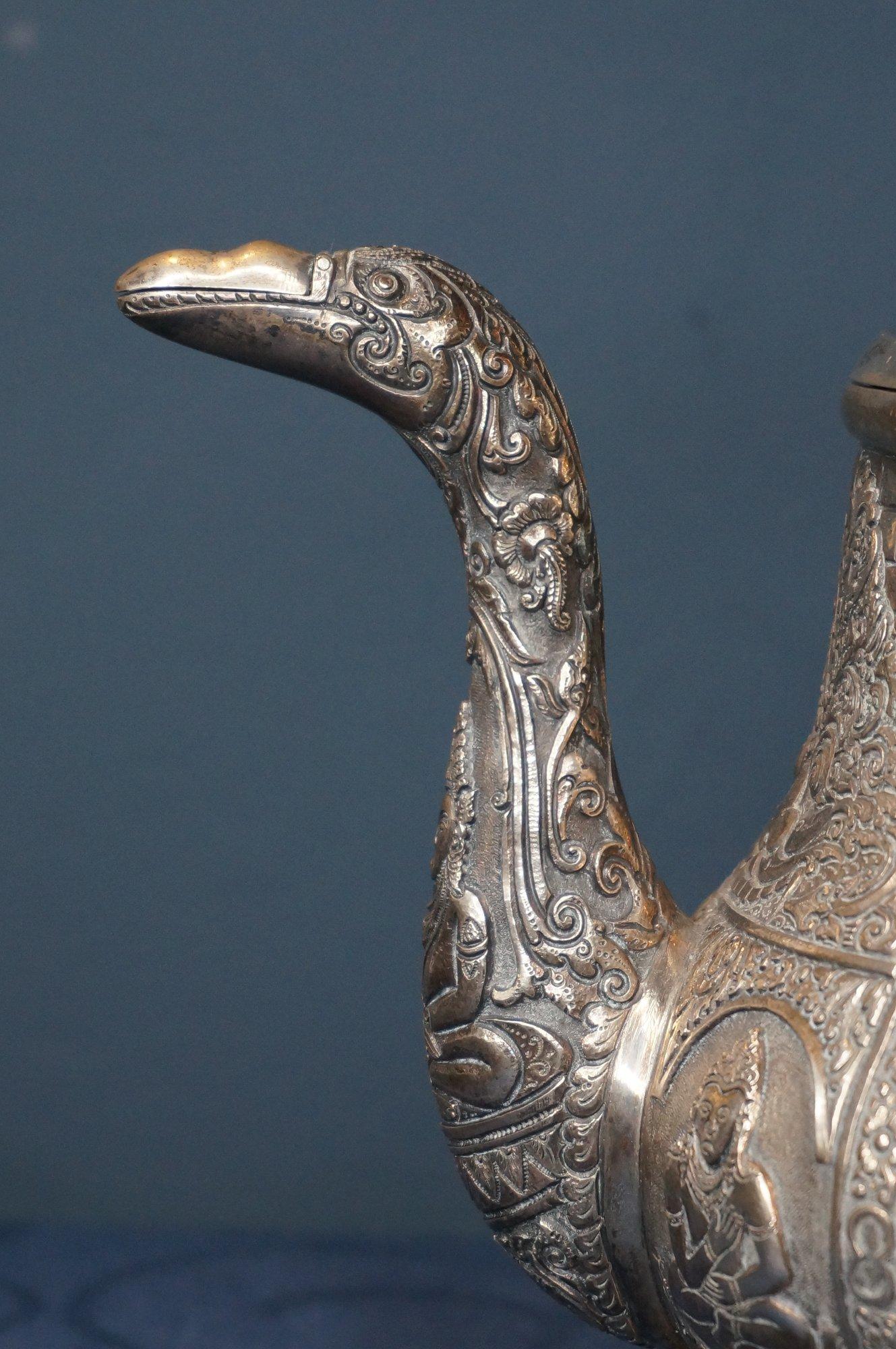 20ième siècle Service à thé Jogja rare et décoré de manière élaborée, 800/1000, atelier Moeljodihardjo en vente