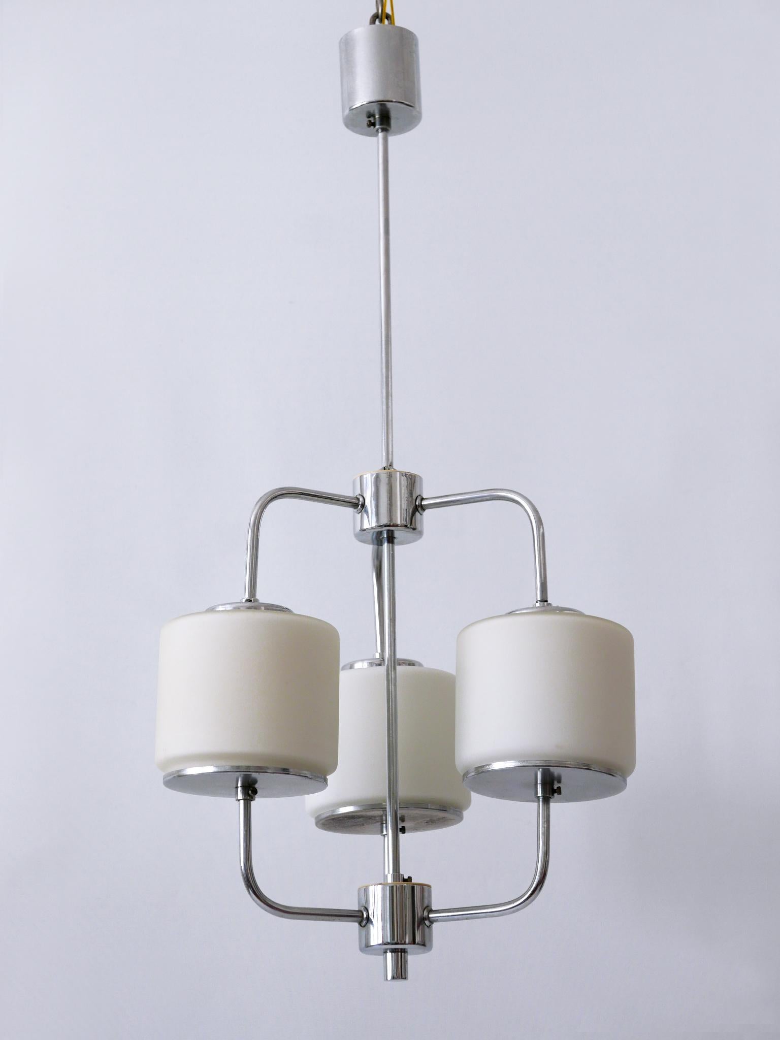 Mid-Century Modern Rare & Elegant Art Deco or Bauhaus Chandelier or Pendant Lamp Germany 1930s For Sale