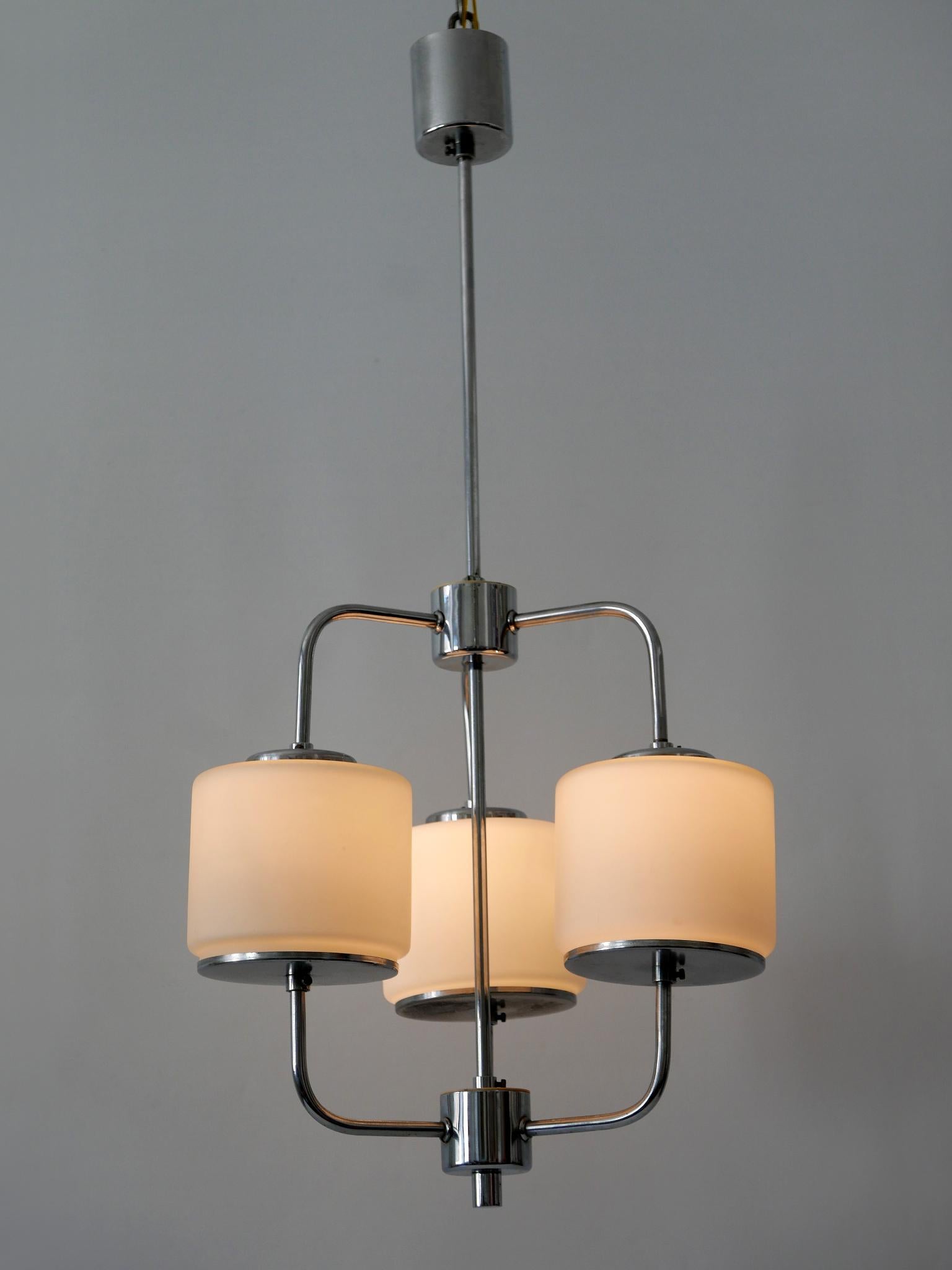 Rare & Elegant Art Deco or Bauhaus Chandelier or Pendant Lamp Germany 1930s In Good Condition For Sale In Munich, DE