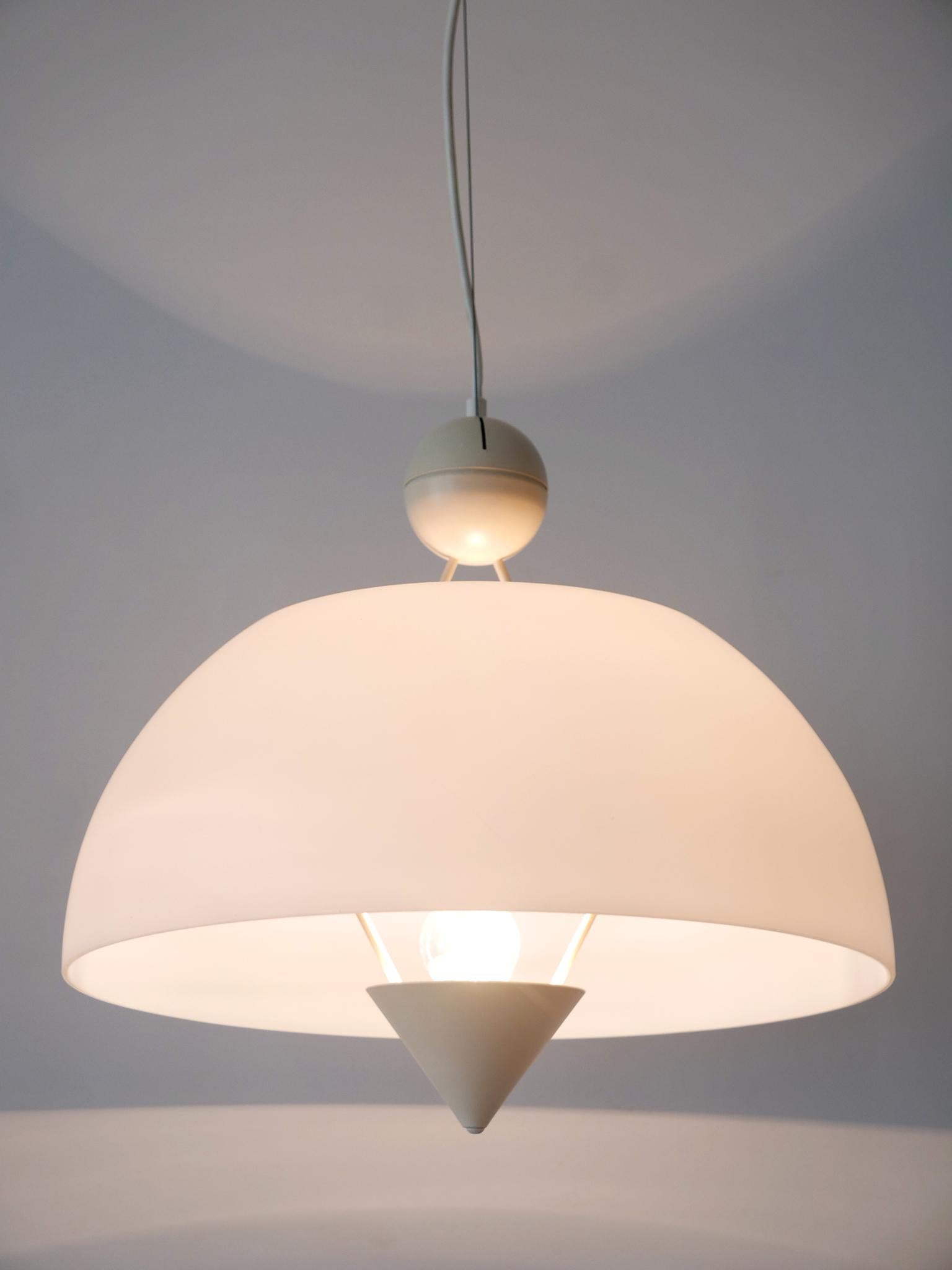 Rare & Elegant Mid-Century Modern Pendant Lamp or Hanging Light Italy 1970s For Sale 7