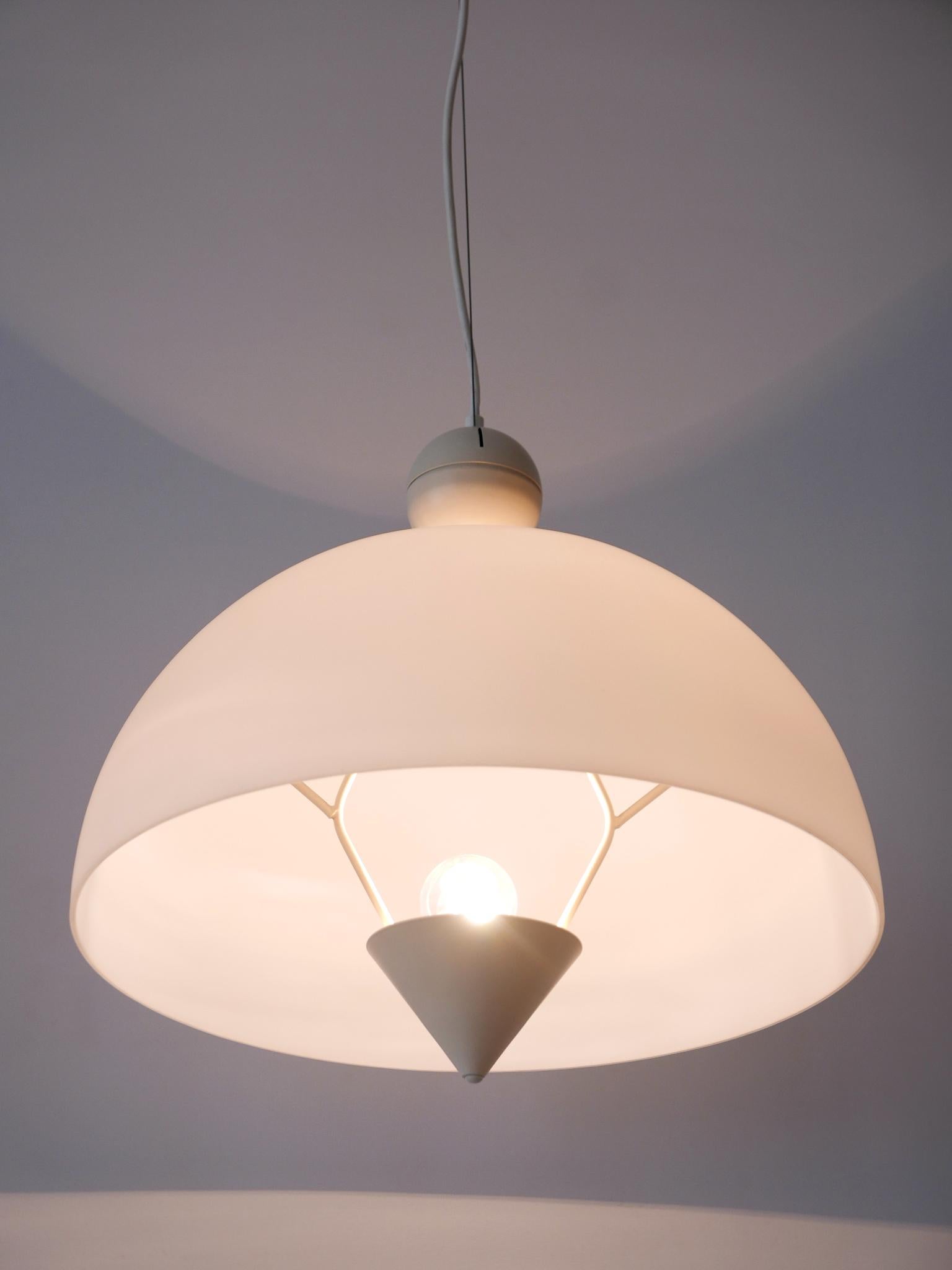 Rare & Elegant Mid-Century Modern Pendant Lamp or Hanging Light Italy 1970s For Sale 9