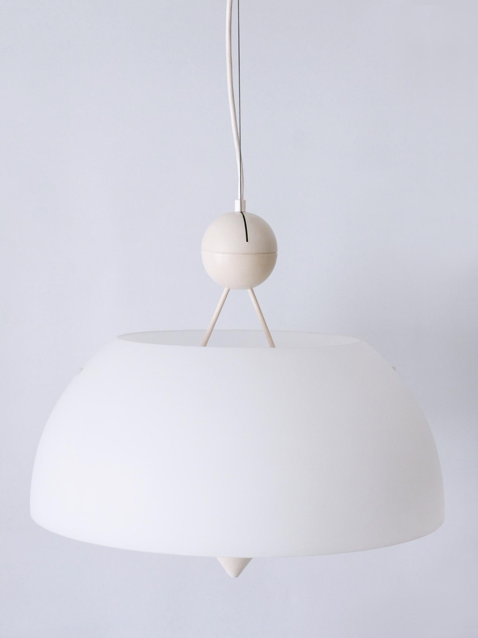 Rare & Elegant Mid-Century Modern Pendant Lamp or Hanging Light Italy 1970s For Sale 12