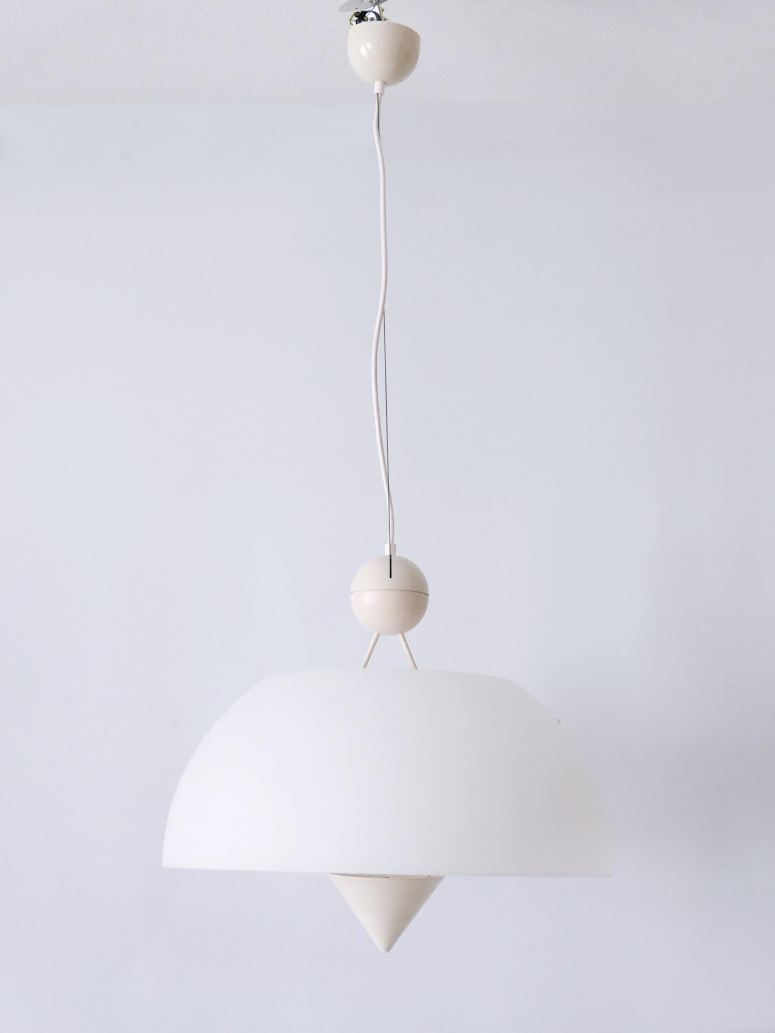 Italian Rare & Elegant Mid-Century Modern Pendant Lamp or Hanging Light Italy 1970s For Sale