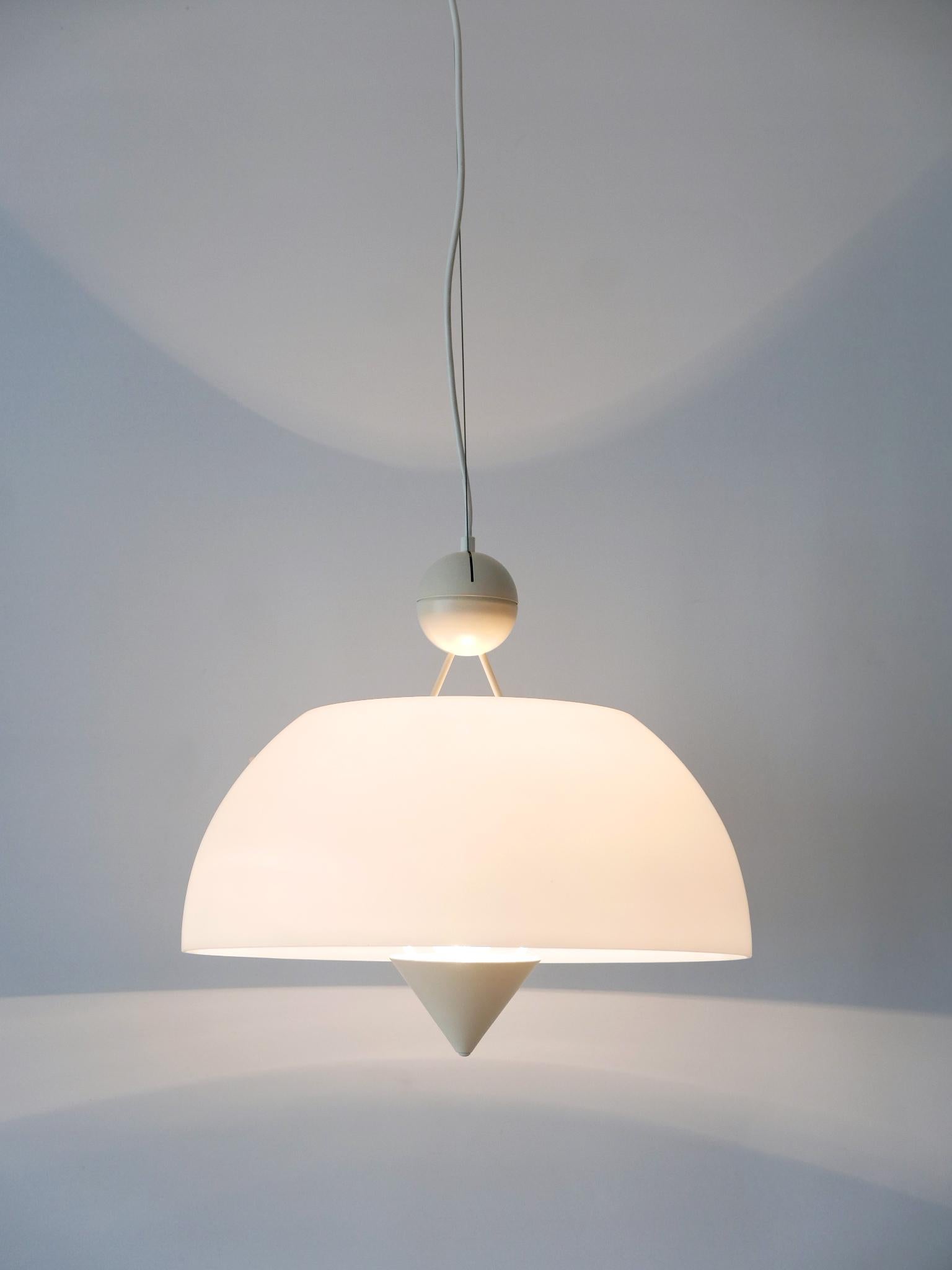 Rare & Elegant Mid-Century Modern Pendant Lamp or Hanging Light Italy 1970s For Sale 3