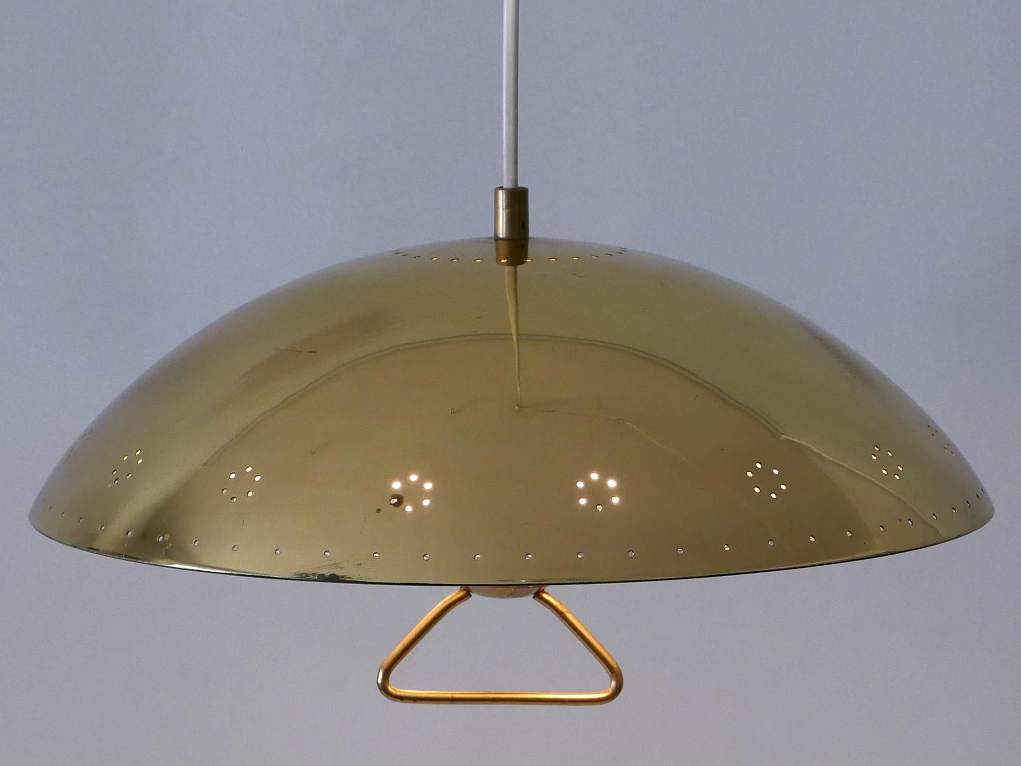 Rara ed elegante lampada a sospensione in metallo traforato della metà del secolo scorso, Germania 1950 in vendita 5