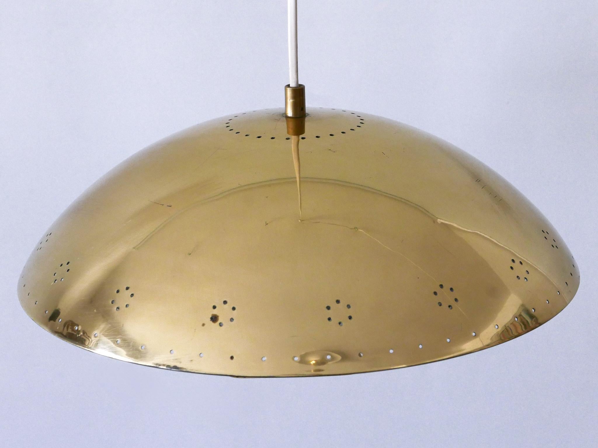 Rara ed elegante lampada a sospensione in metallo traforato della metà del secolo scorso, Germania 1950 in vendita 6