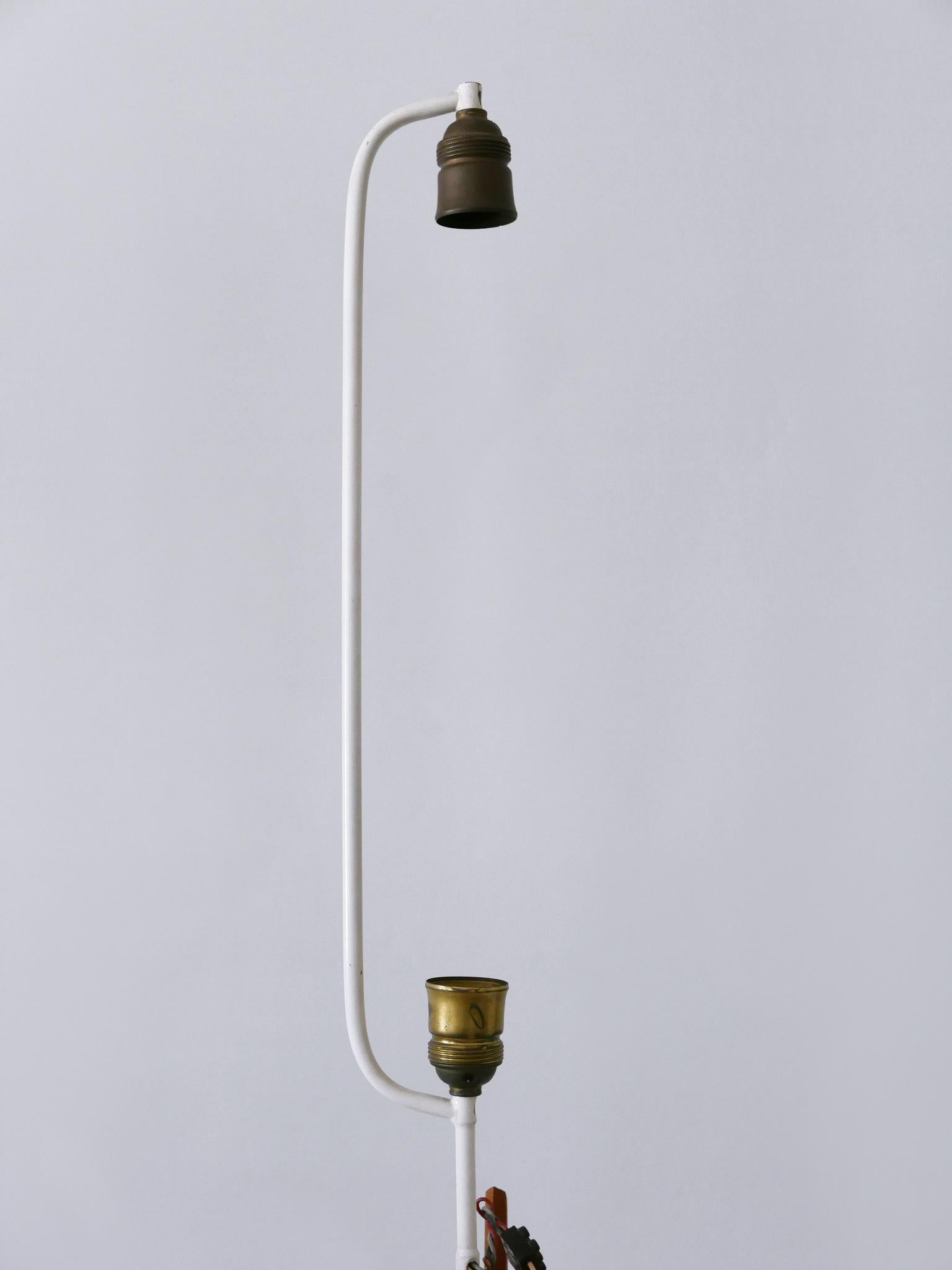 Rare et élégant lampadaire scandinave moderne mi-siècle à deux branches des années 1960 en vente 10