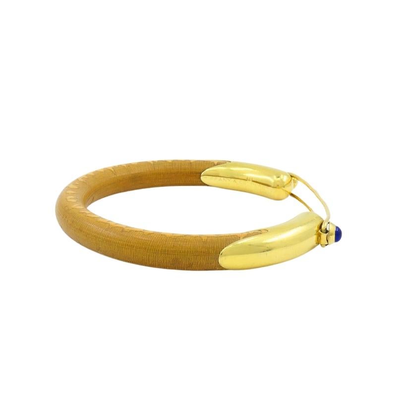 Rare Elsa Peretti  for Tiffany & Co. Gold Lapis Lazuli Rattan Bracelet en Bueno estado para la venta en Beverly Hills, CA