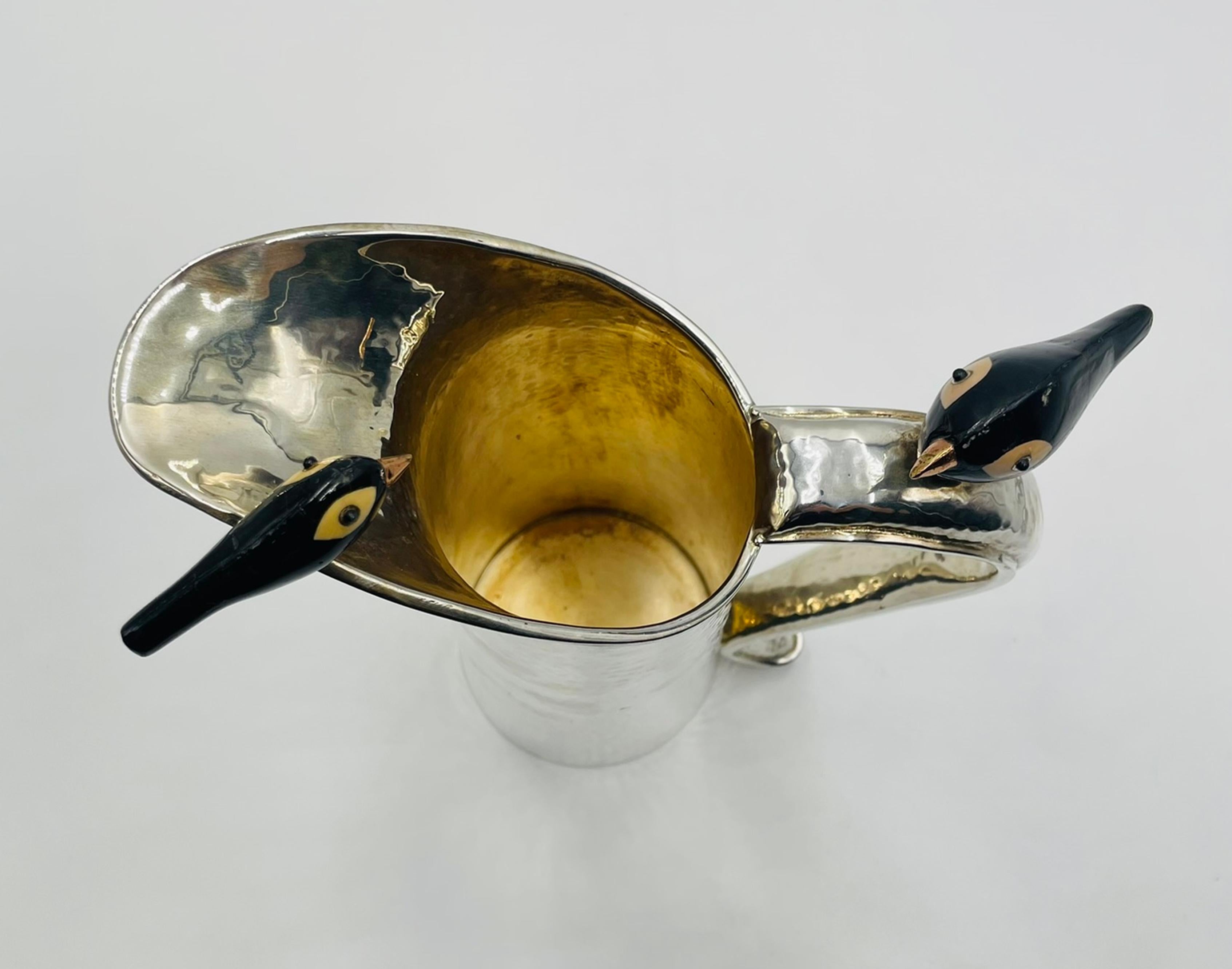 Rara brocca di Emilia Castillo placcata in argento con uccelli in onice e diaspro, Taxco Messico in vendita 4