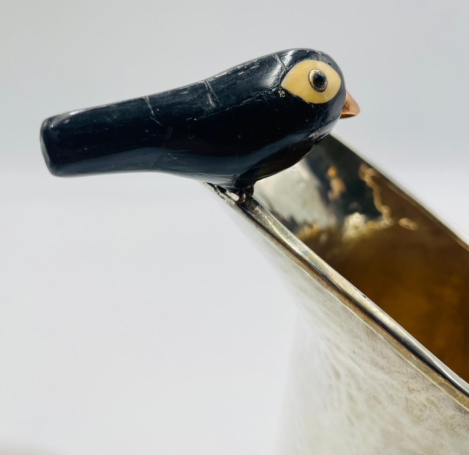 Rara brocca di Emilia Castillo placcata in argento con uccelli in onice e diaspro, Taxco Messico in vendita 8