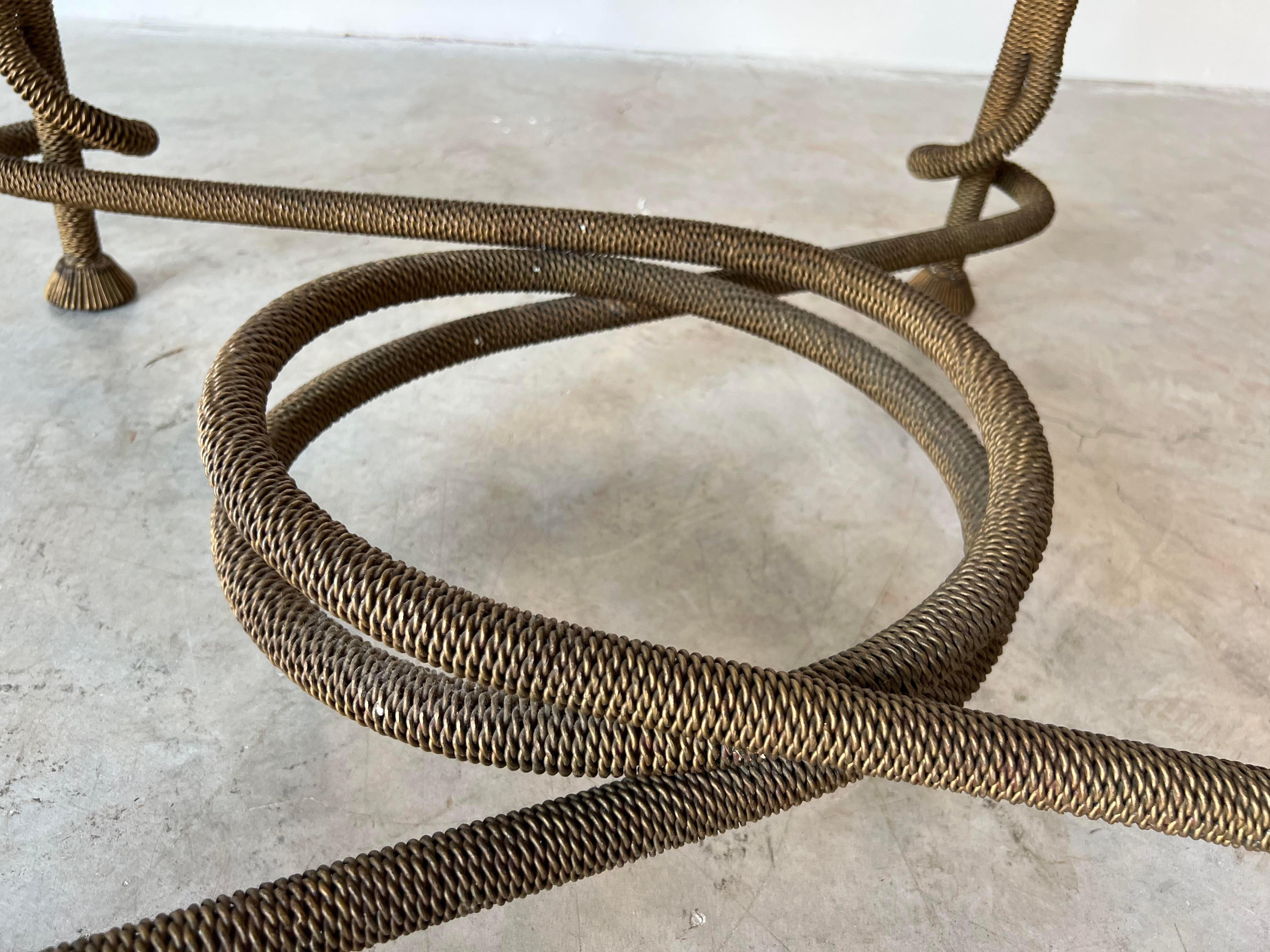 Rare table d'appoint Emilio Rey en métal doré et verre festonné, Espagne, années 70 en vente 3
