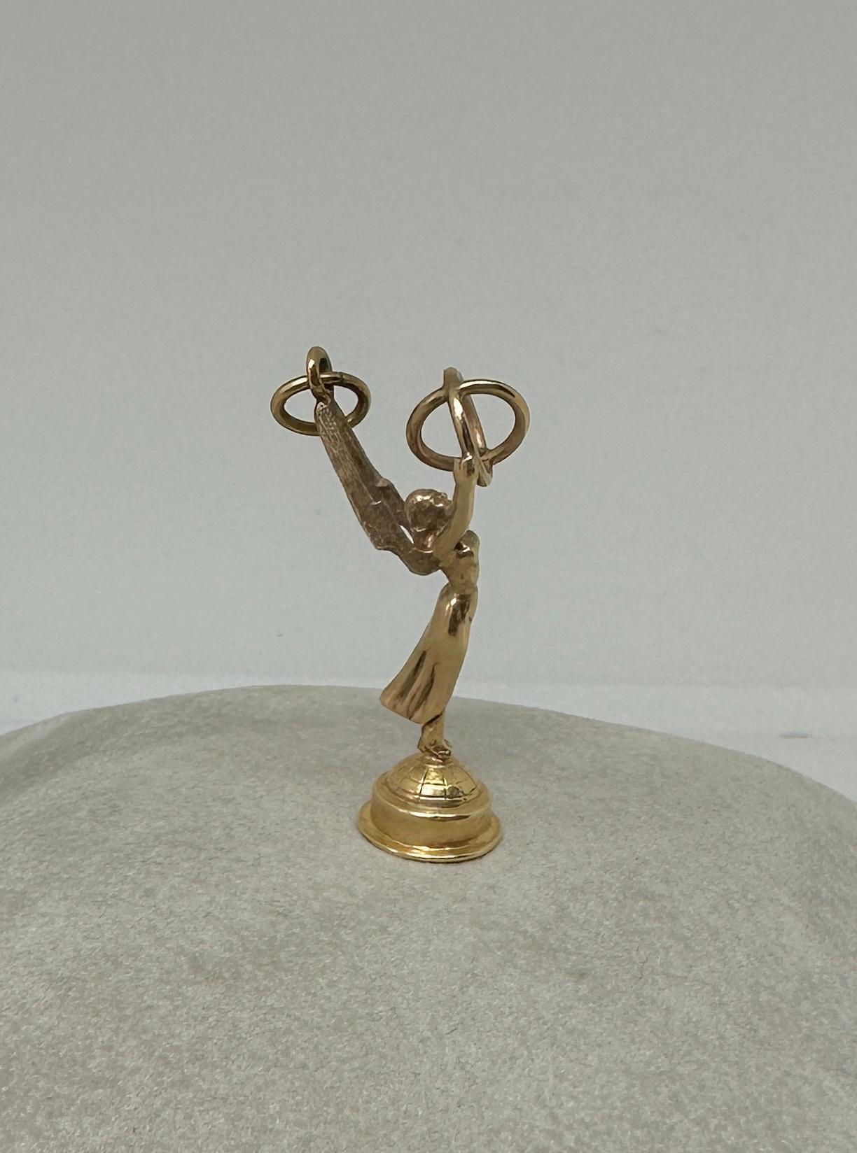 Women's or Men's Rare Emmy Award Pendant Norman Lloyd Estate Hollywood Legend 14 Karat Gold For Sale