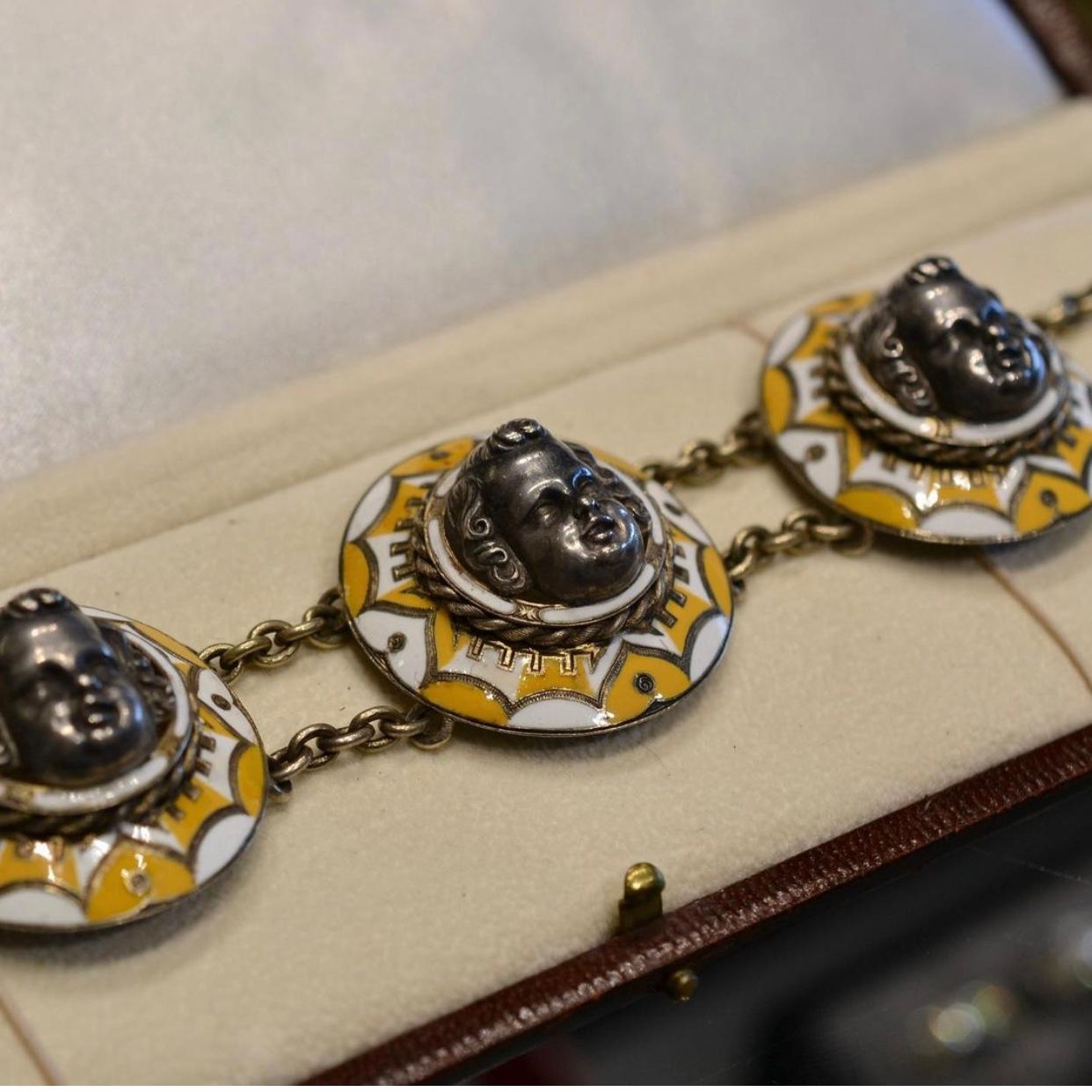 Rare Enamel and Silver Loves Bracelet by Frederic-Jules Rudolphi, Circa 1840 In Excellent Condition For Sale In Firenze, IT