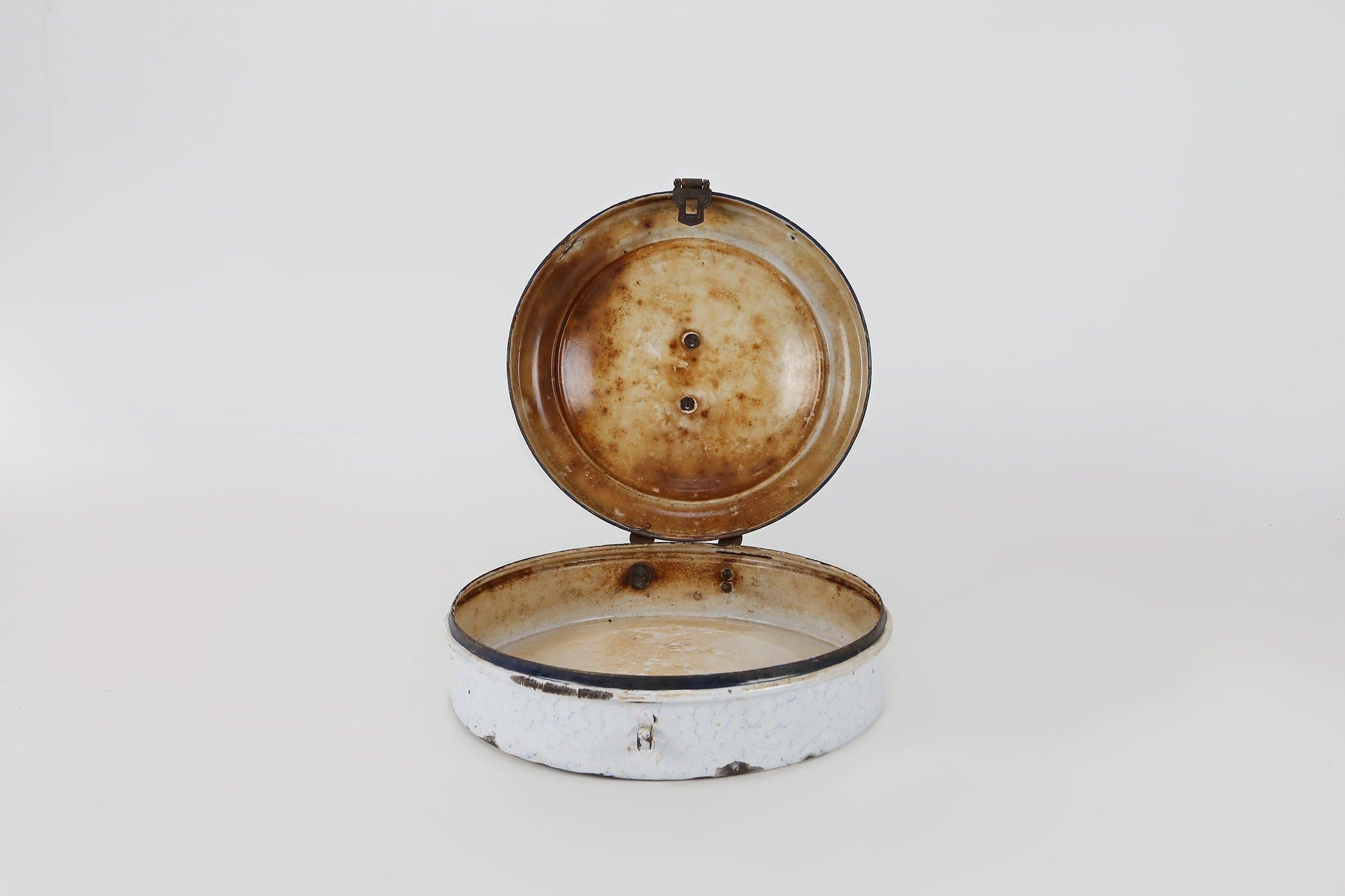 Rara panera esmaltada con motivo de panal, Alemania Década de 1910 en venta 2