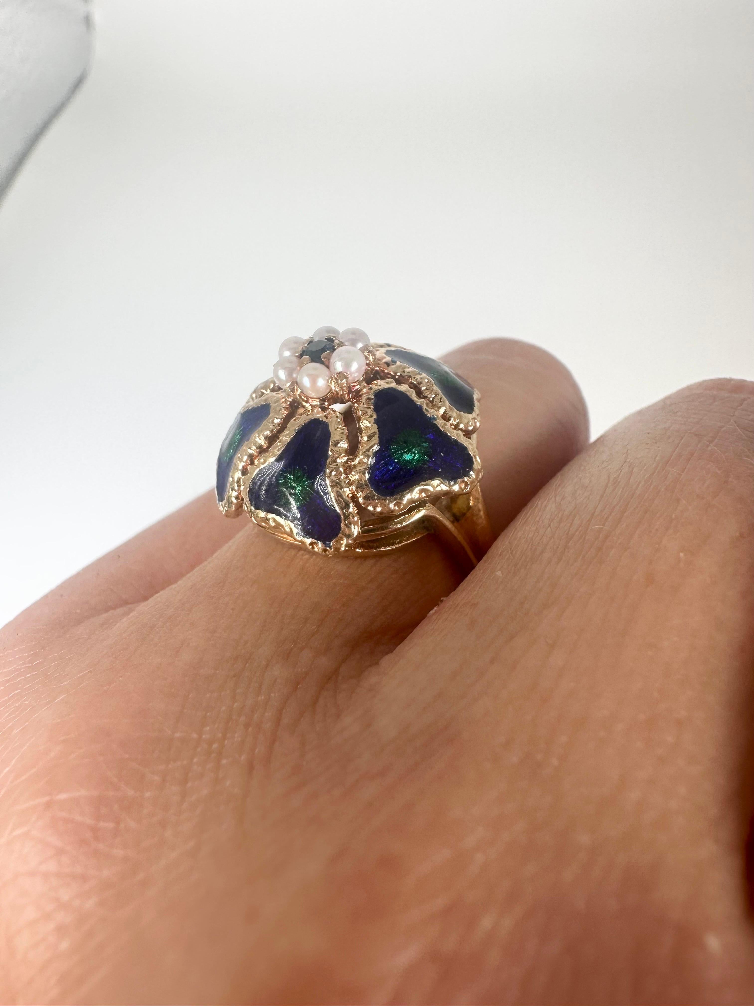 Round Cut Rare Enamel Pearl cocktail ring 14KT solid gold EARTH sapphire ring For Sale