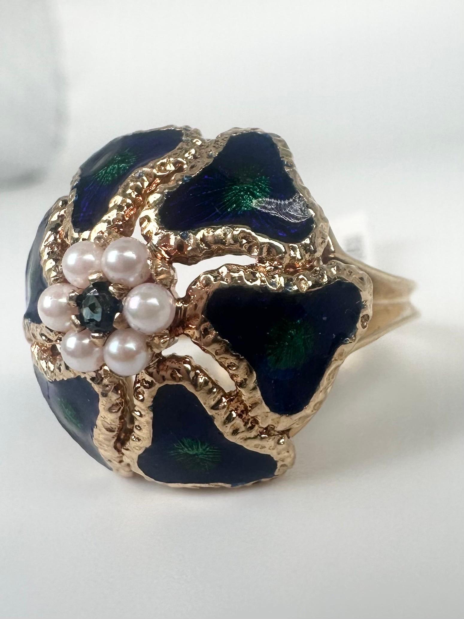 Rare Enamel Pearl cocktail ring 14KT solid gold EARTH sapphire ring For Sale 1
