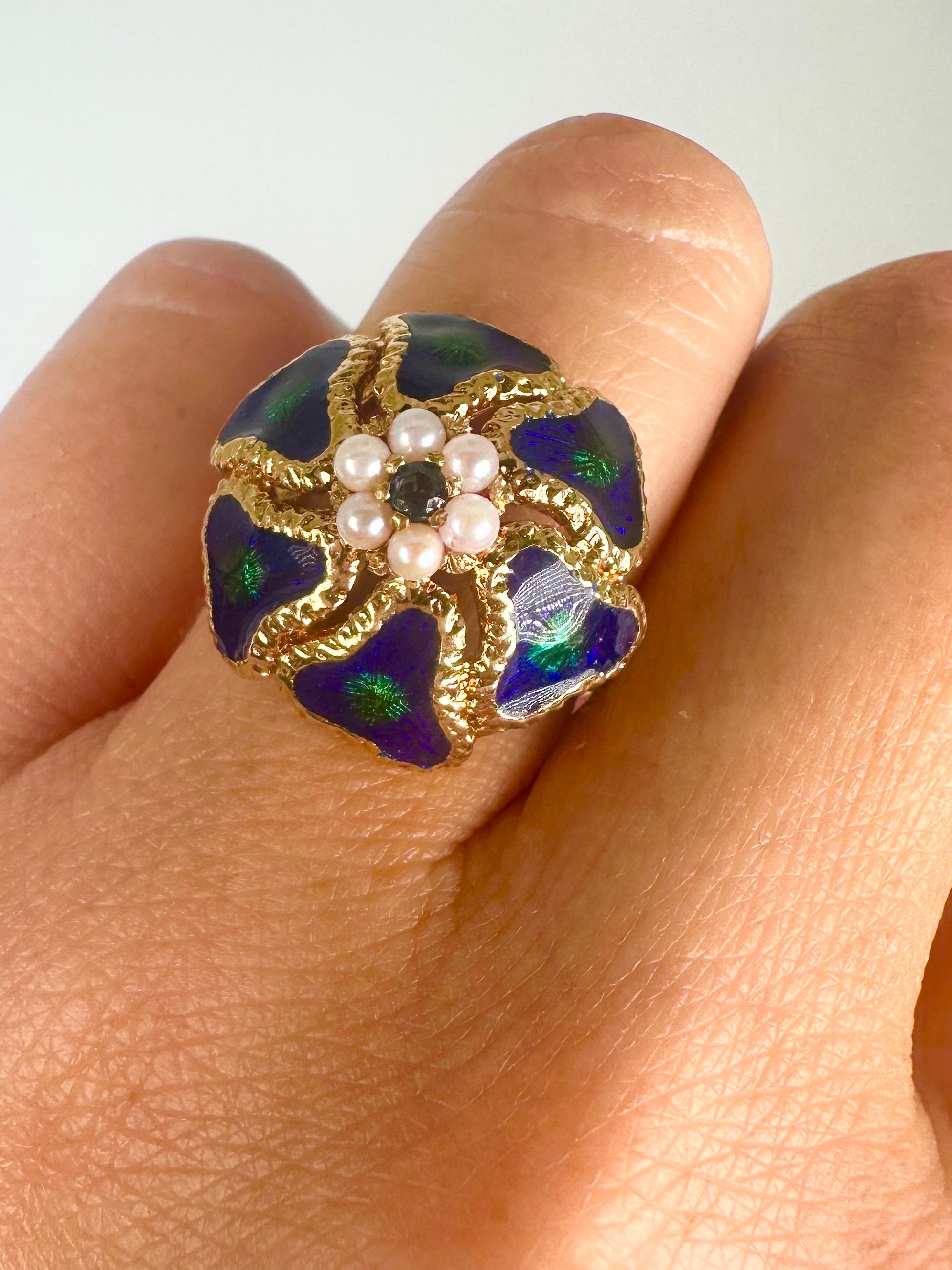 Rare Enamel Pearl cocktail ring 14KT solid gold EARTH sapphire ring For Sale 2
