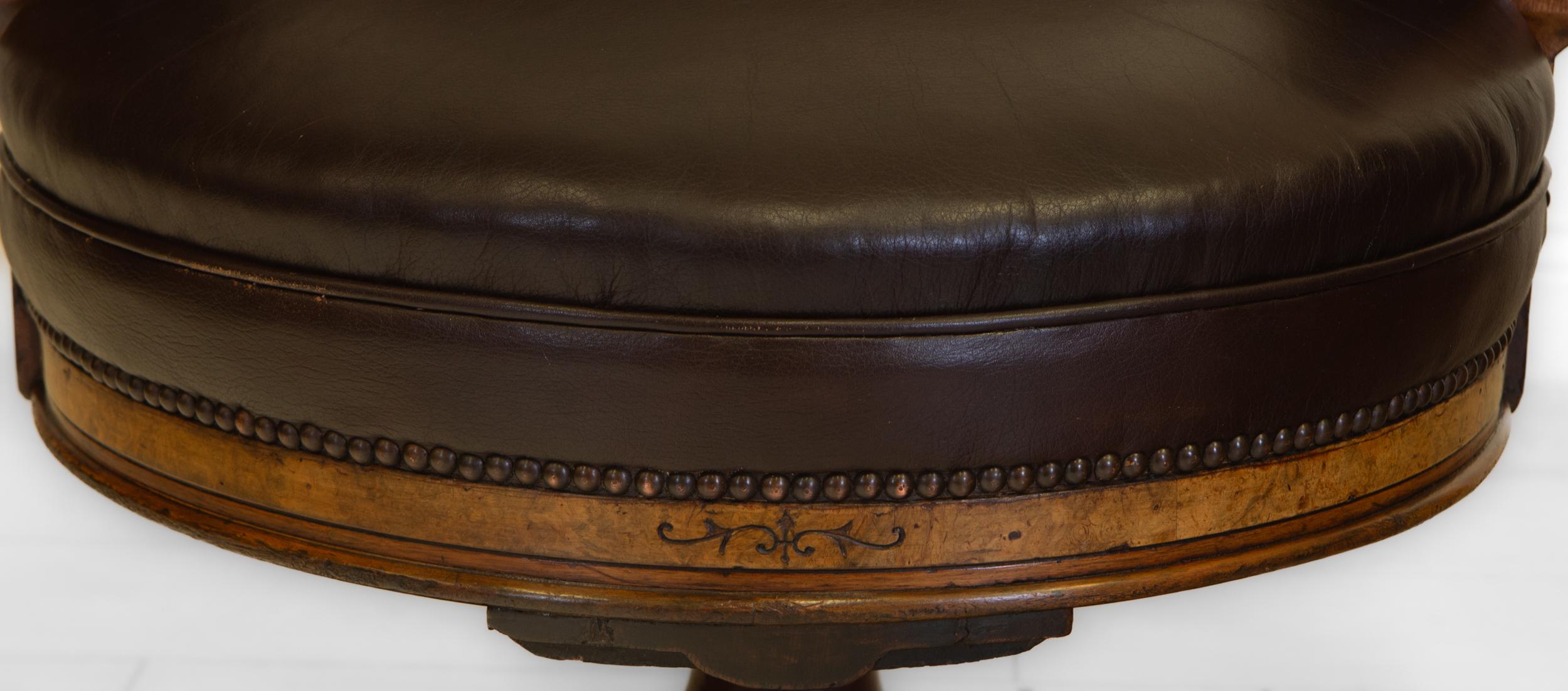 Rare English 19th Century Leather & Walnut Swivel Railway Pullman Club Chair 2 1