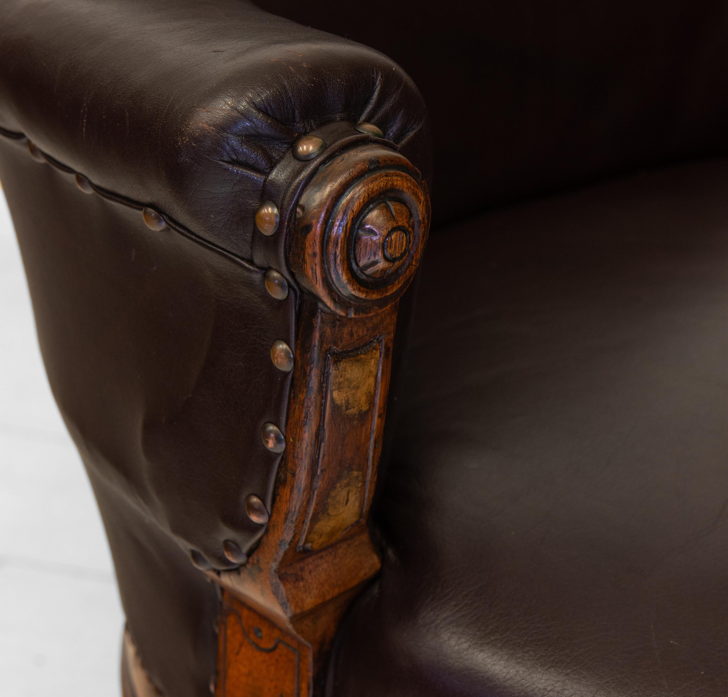 Rare English 19th Century Leather & Walnut Swivel Railway Pullman Club Chair 2 2