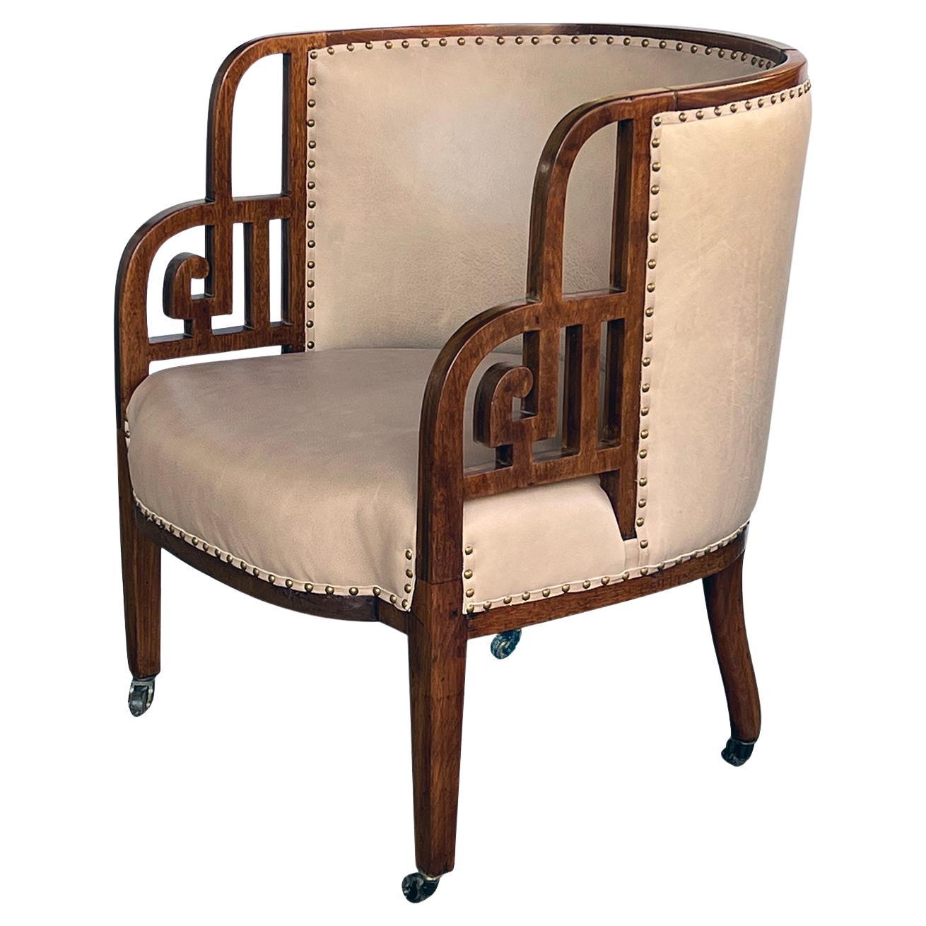 Seltener englischer Art-Déco-Stuhl mit Fassrückenlehne im asiatischen Stil im Angebot