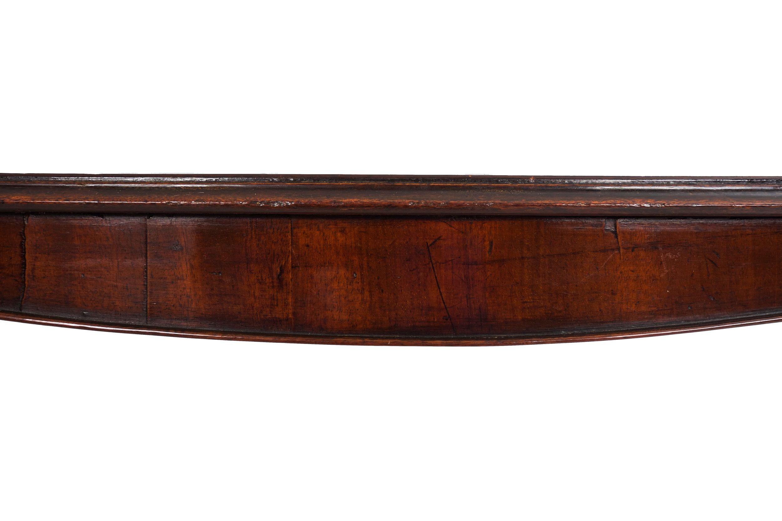 Rare table de service serpentine en acajou de style Chippendale anglais, vers 1770 en vente 9