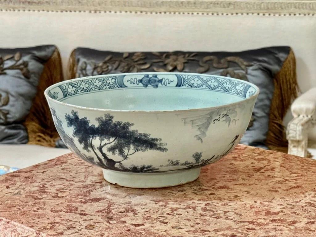 Seltene englische Delft-Schale, London, um 1770, Blau und Weiß (Englisch) im Angebot