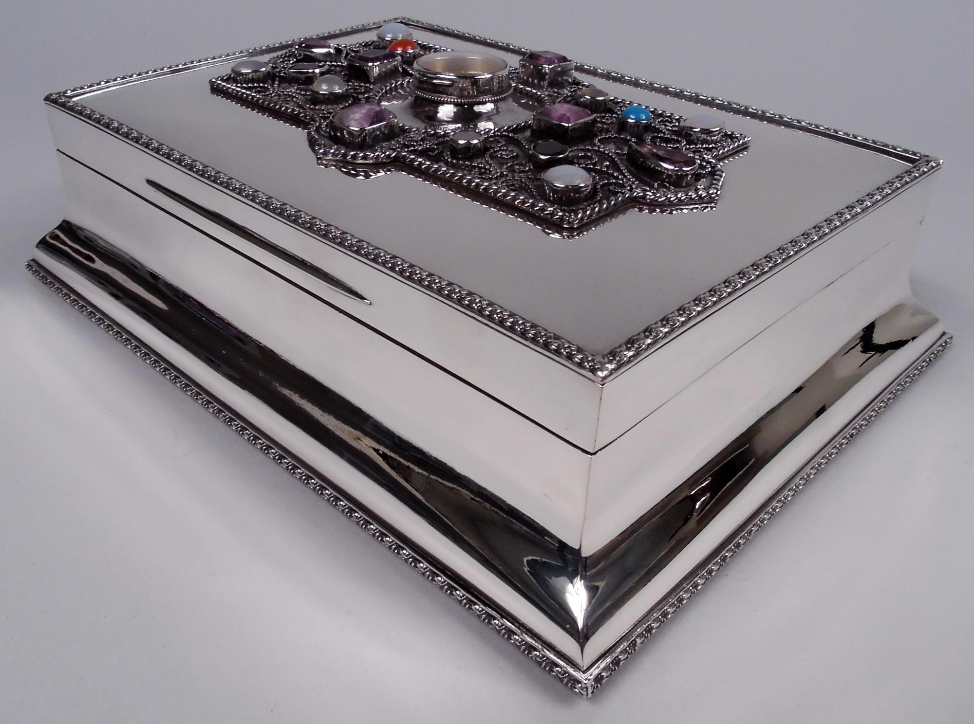 Rara caja inglesa eduardiana clásica de plata de ley con joyas, 1908 Eduardiano en venta
