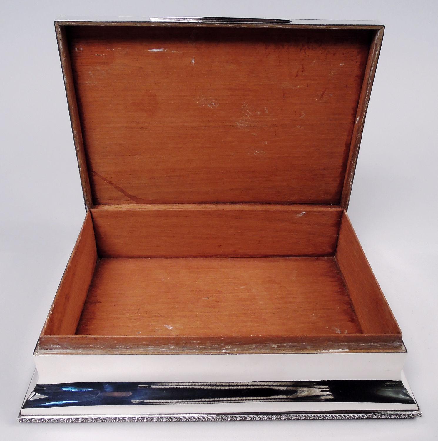 Rara caja inglesa eduardiana clásica de plata de ley con joyas, 1908 principios del siglo XX en venta